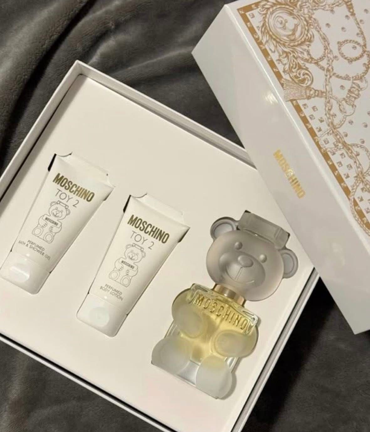 Set perfumes moschino _2