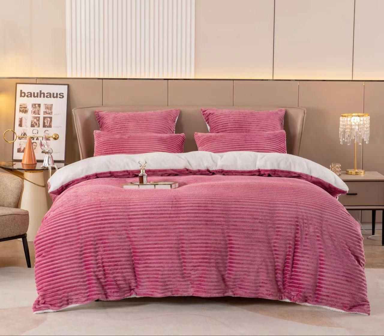 5 Piece Flannel Wool Comforter Set_2