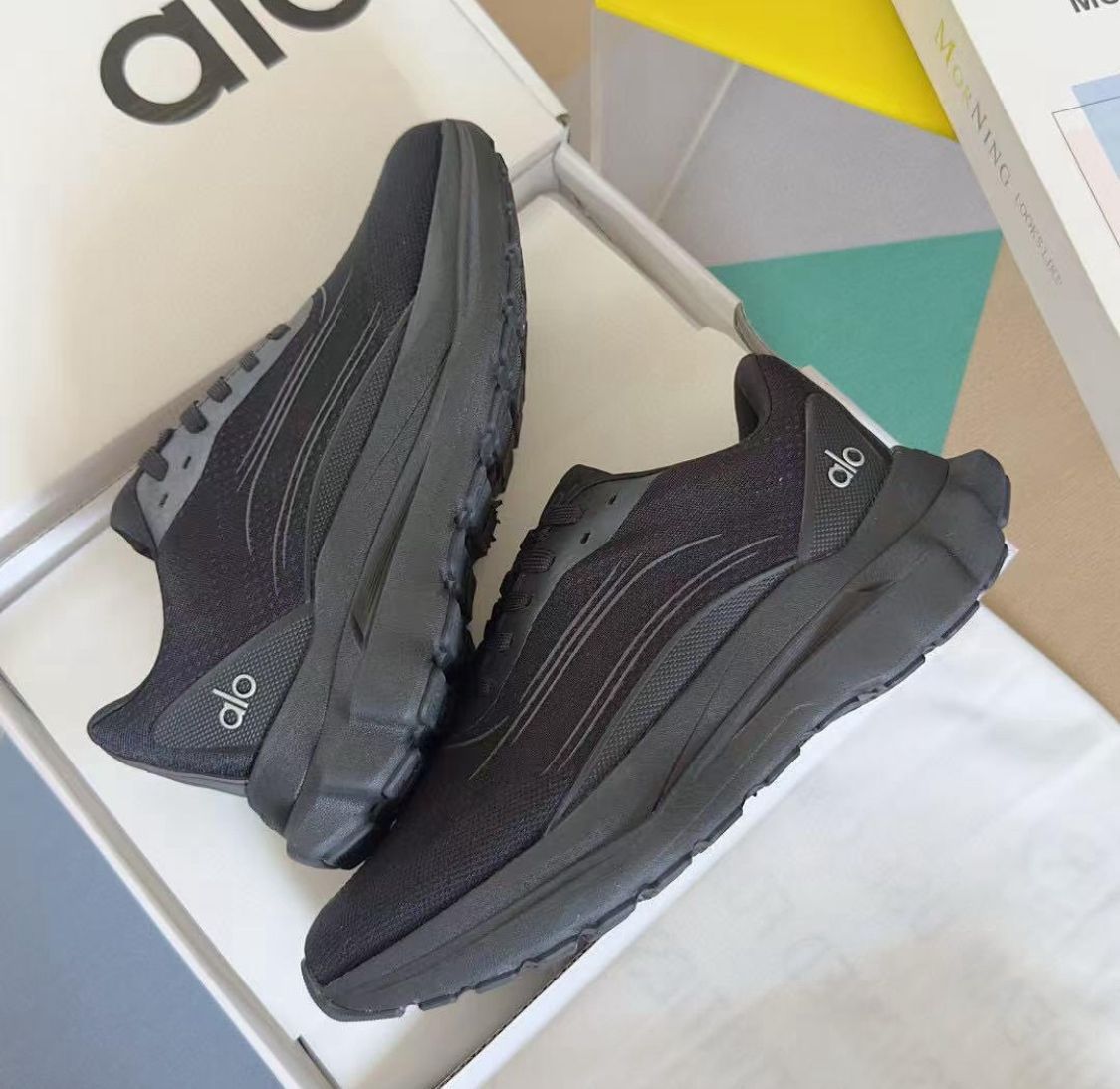 ALO - BLACK_0