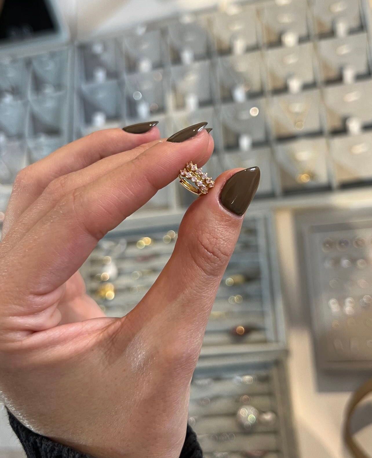 Pink rock huggies _1