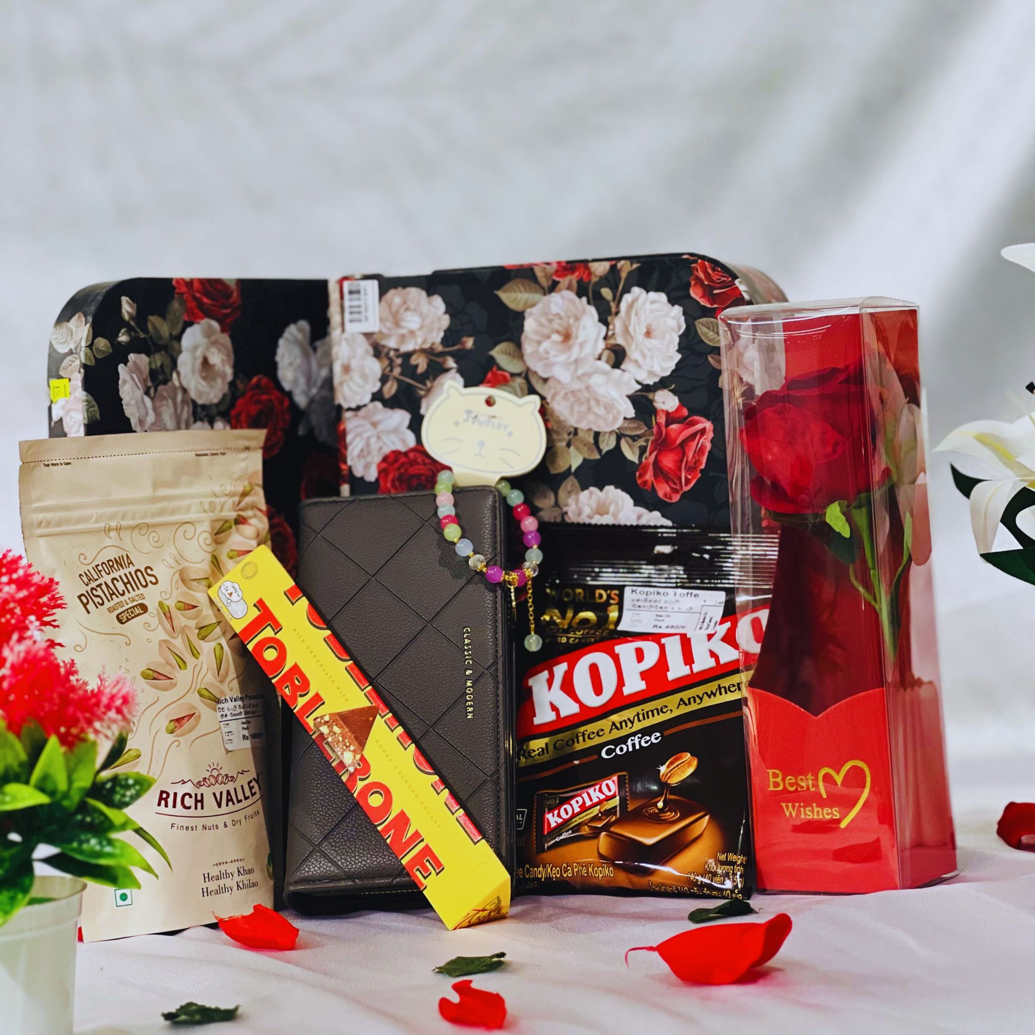 Blooming Love Gift Box_1