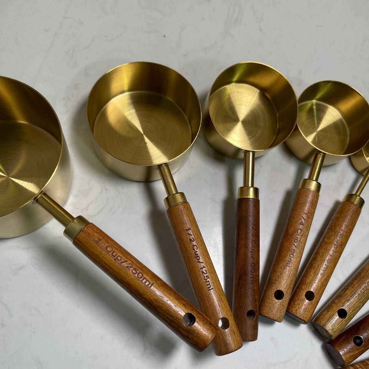 Gold & Acacia Wood Measuring Set | 8-Piece Luxury Baking Essentials K701_2
