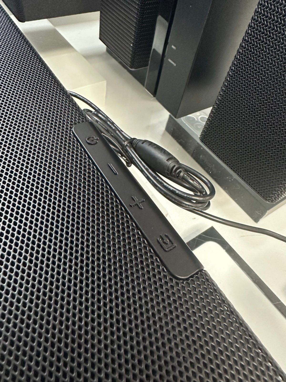 Samsung HW-A58C/ZA 5.1 Channel Soundbar with Wireless Subwoofer_4