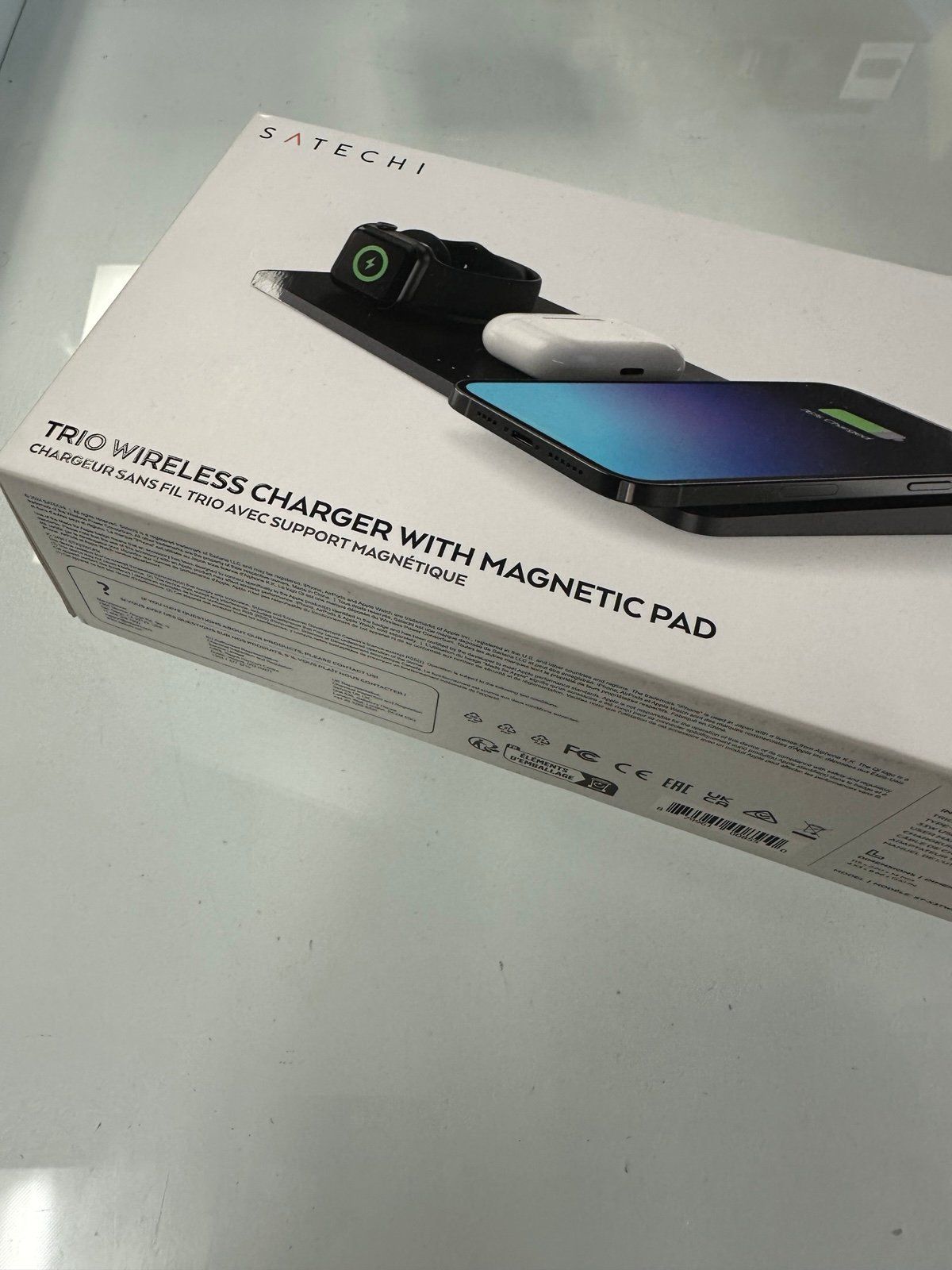 Satechi  Trio Wireless Charger With Magnetic Pad_1
