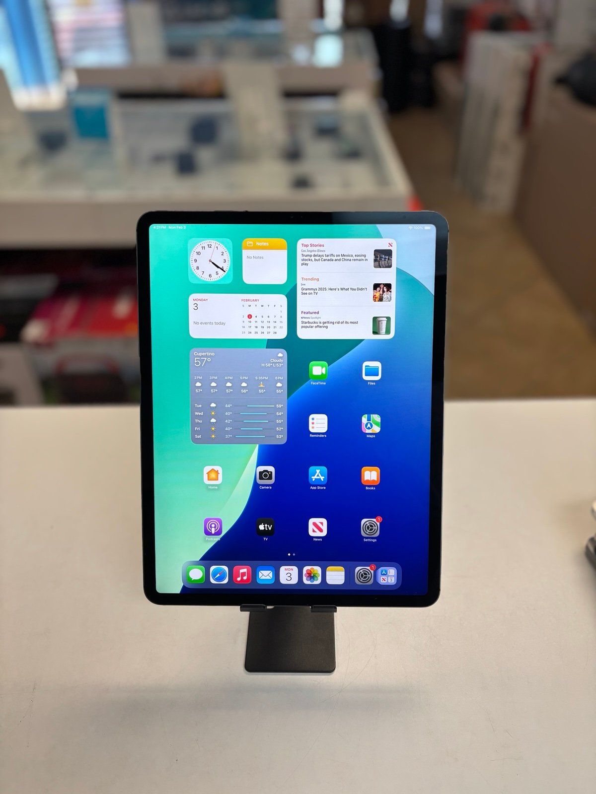 iPad Pro 12.9inch 1TB LTE Unlocked Like New_8