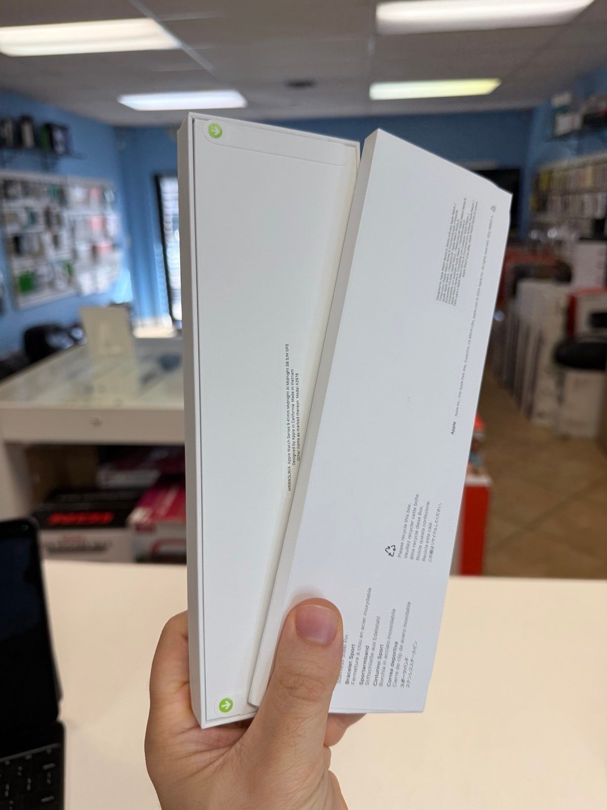 Apple Watch Series 9 41mm Midnight New With Apple Care Till June 2025_4