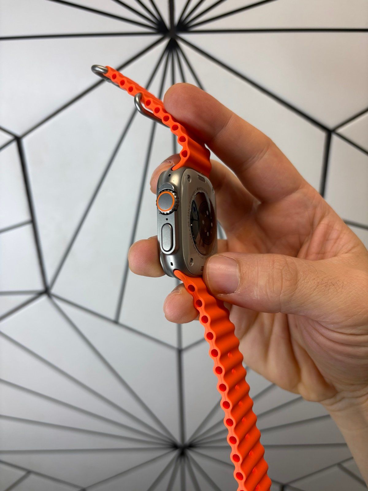 Apple Watch Ultra 49mm Orange Band_3