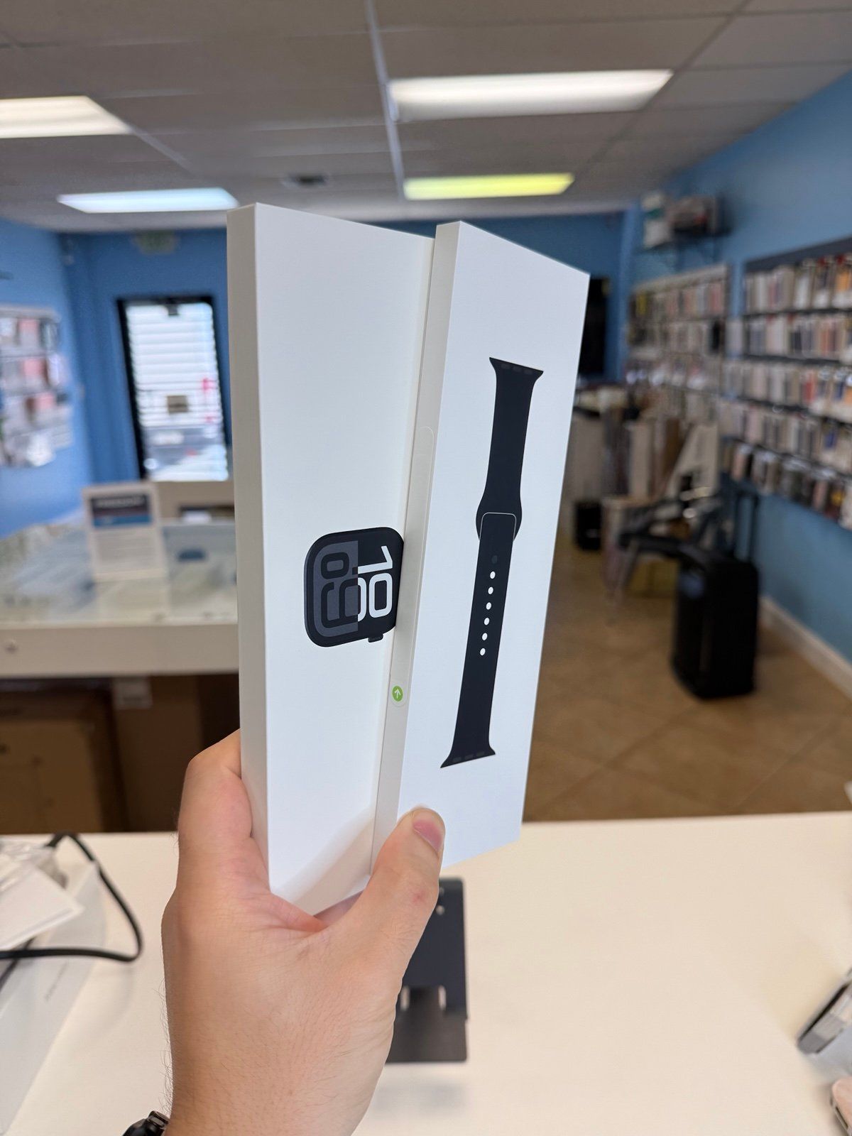 Apple Watch Series 10 Black 42mm New with Apple care till 2026_6