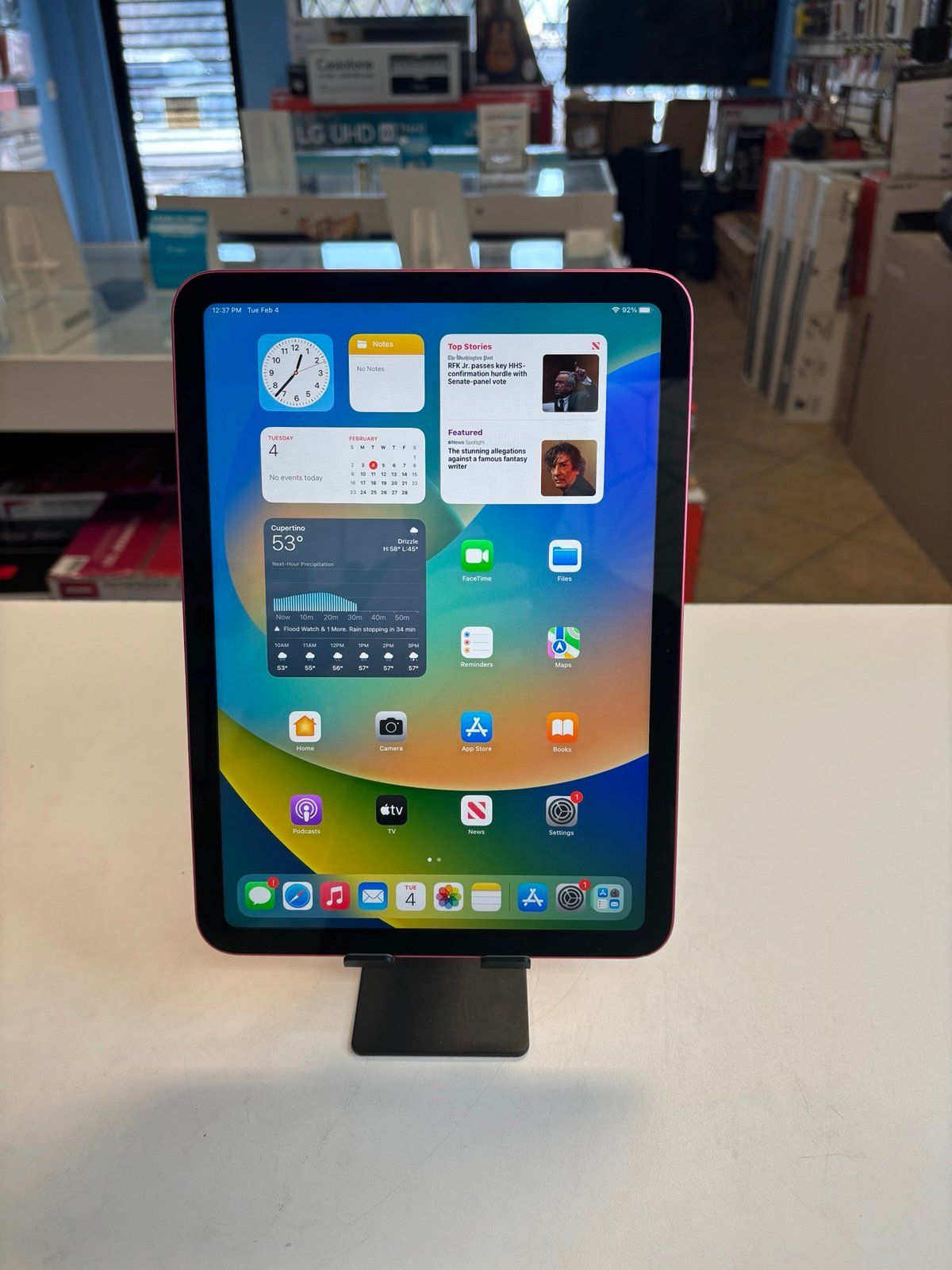 iPad 10th Gen Newest Pink 64Gb iOS 16.3.1_1