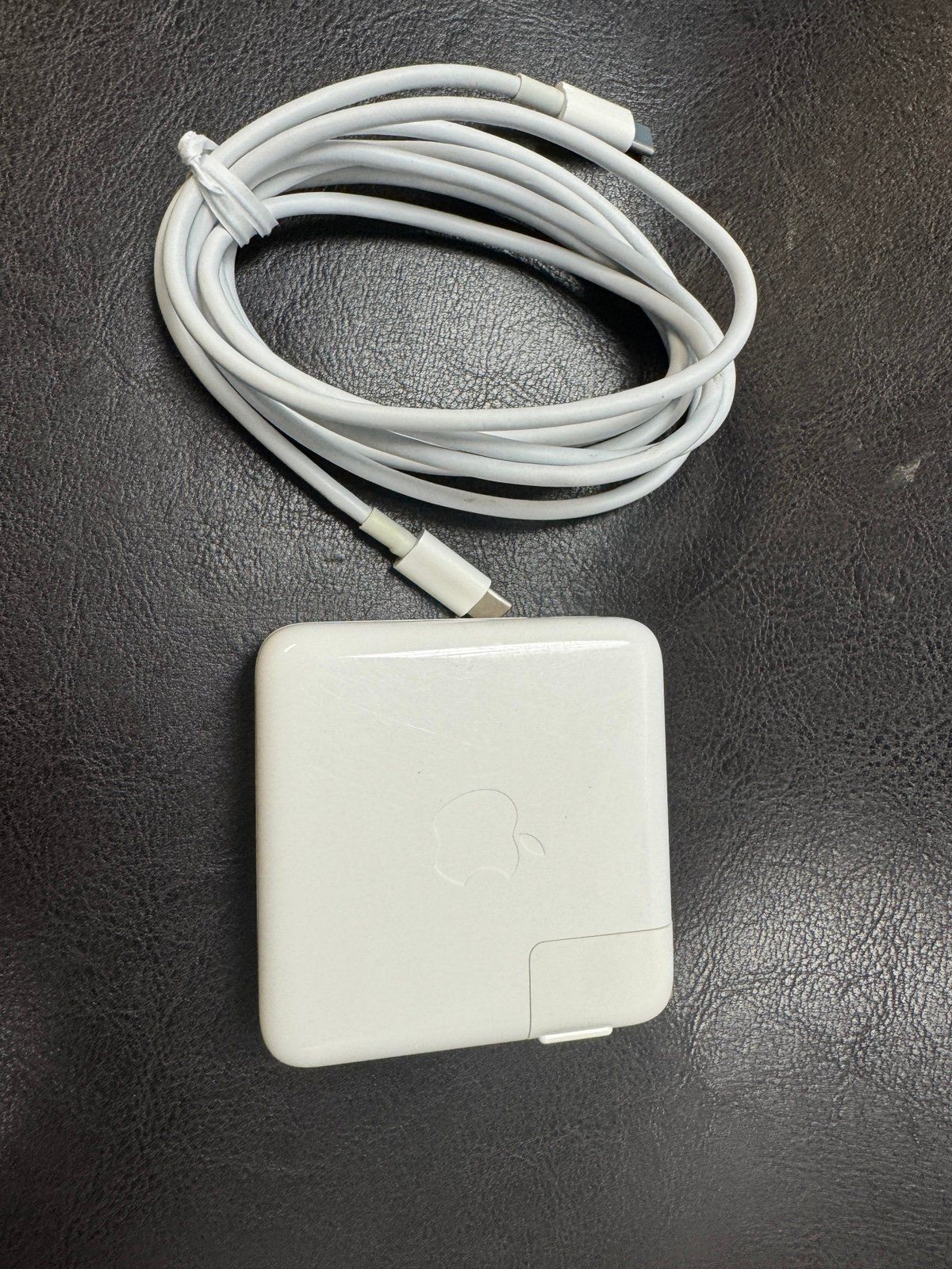 Apple MacBook Pro 61W USB-C Power Adapter Charger Genuine OEM_0
