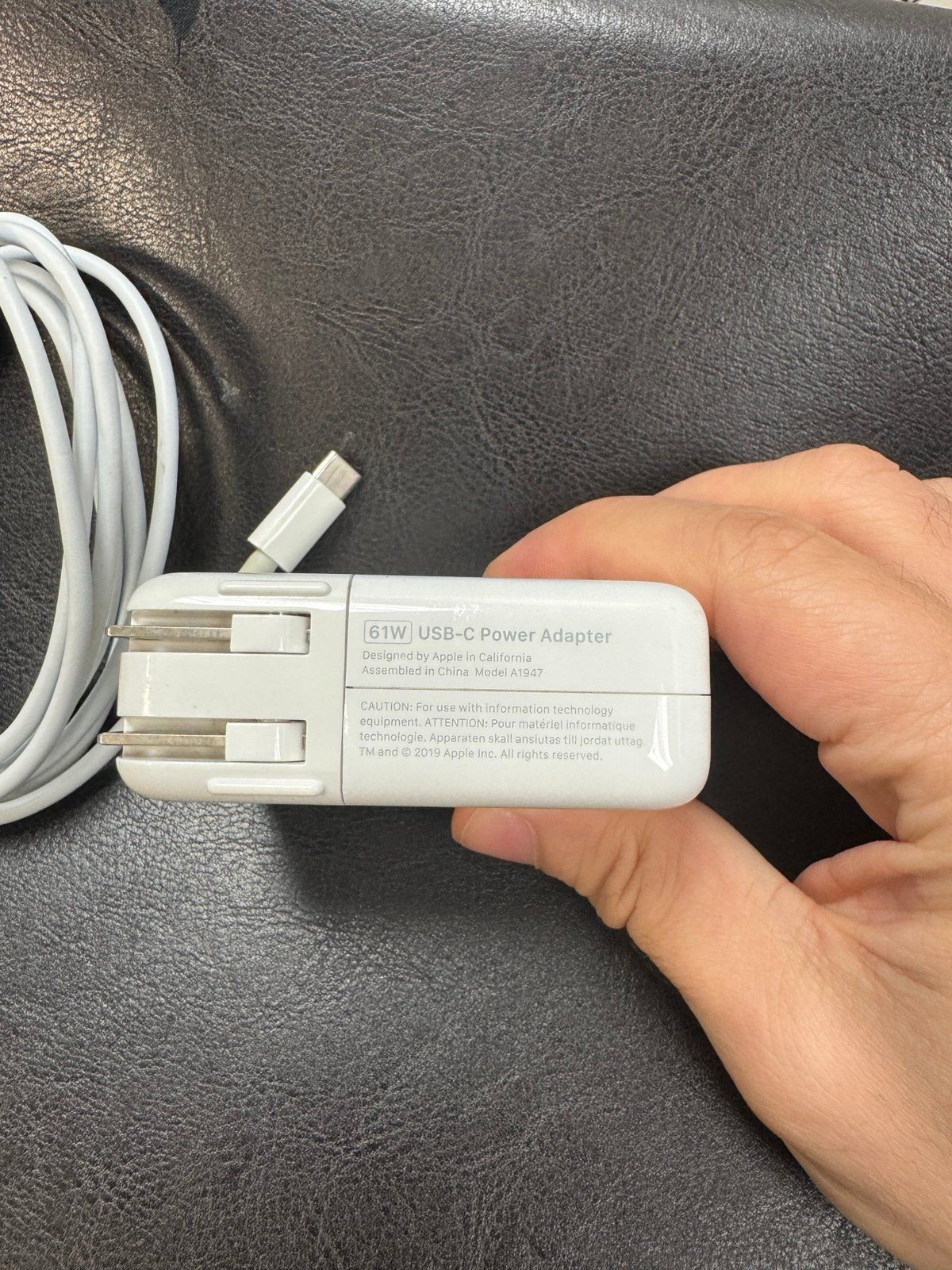 Apple MacBook Pro 61W USB-C Power Adapter Charger Genuine OEM_2