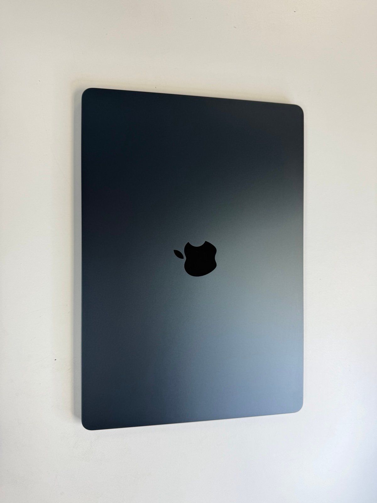 MacBook Air 15inch M3 /8/256 Black Color Like New_1