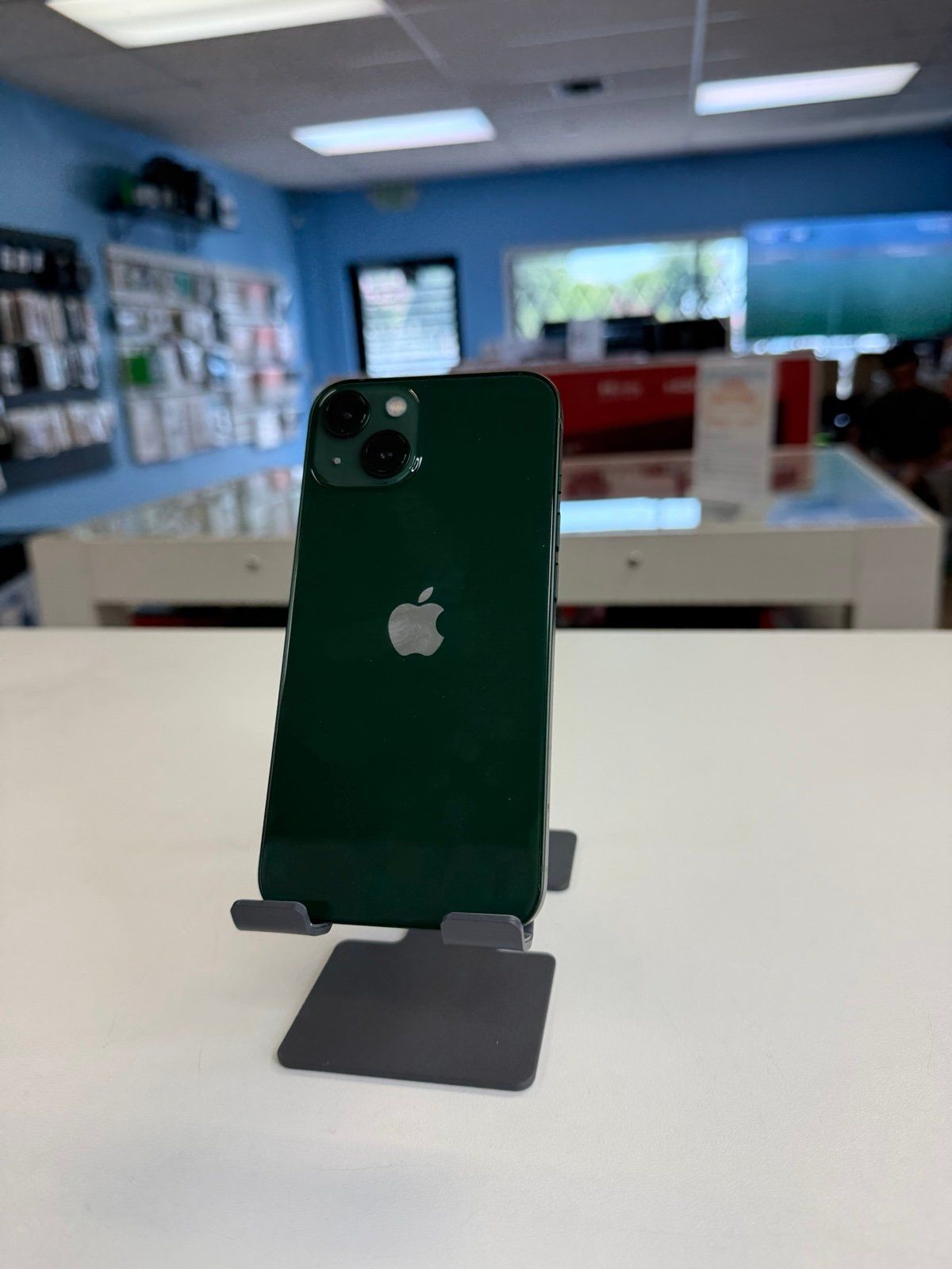 iPhone 13 Green 512Gb Unlocked New With Apple Care till November_8