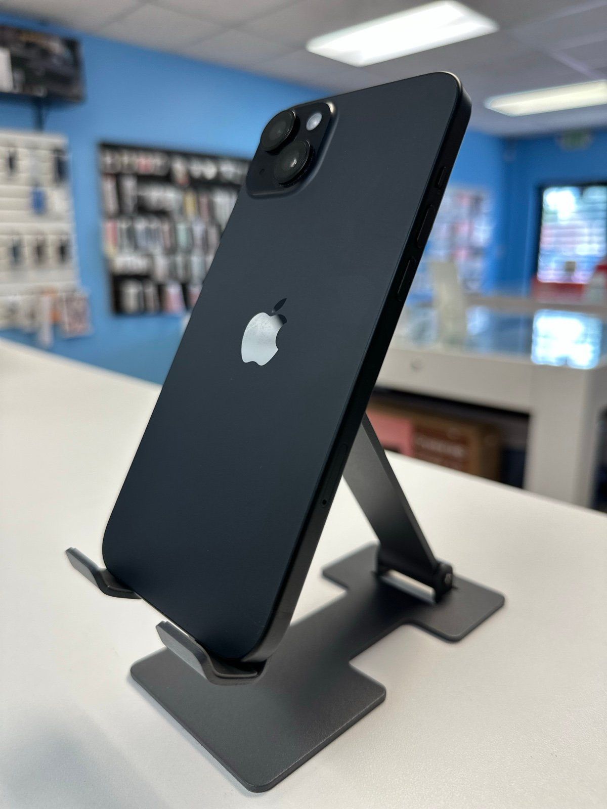 Apple iPhone 15 Plus Black Fully Unlocked 128GB Physical & E-sim_6