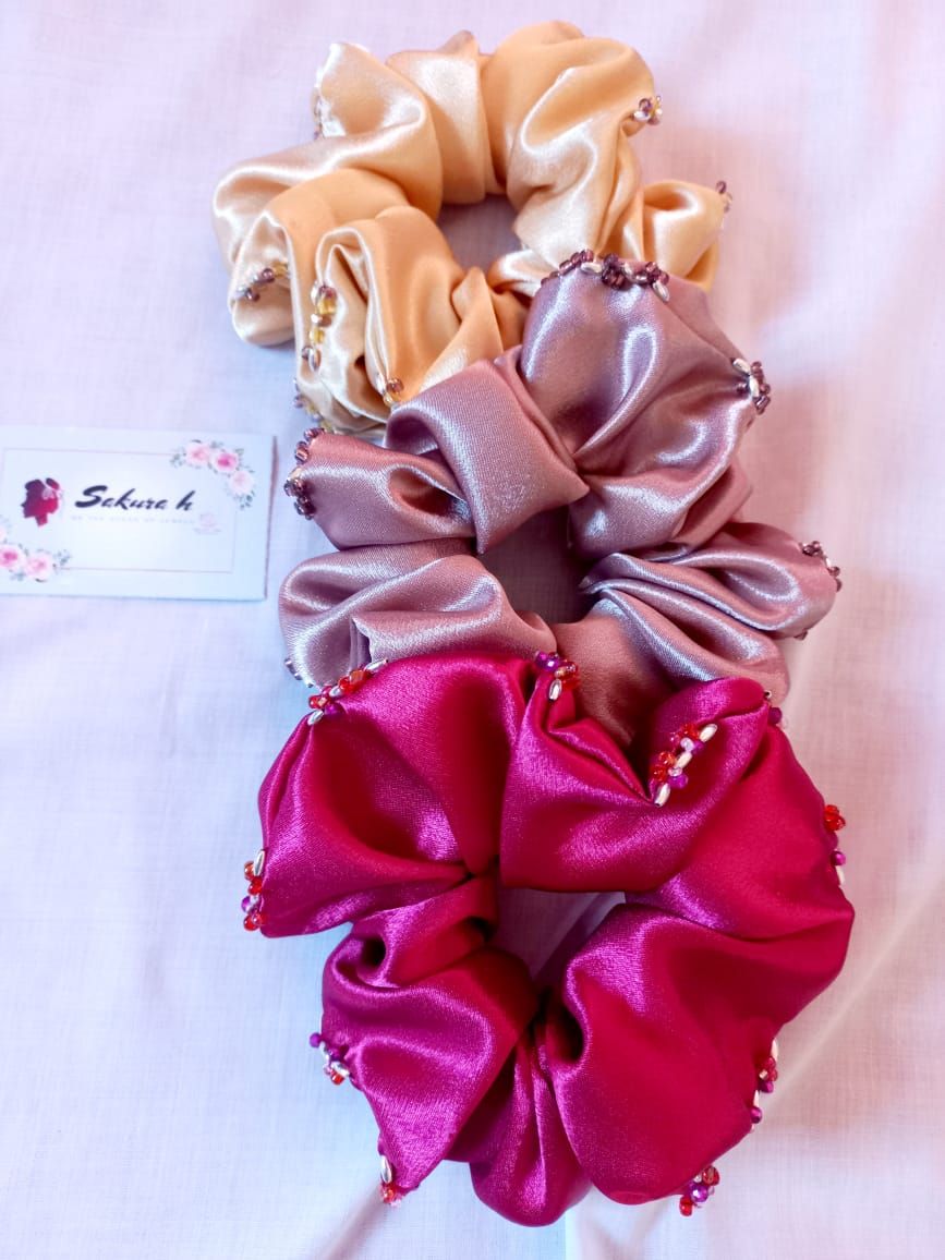 🌷 Royal Scrunchies_1