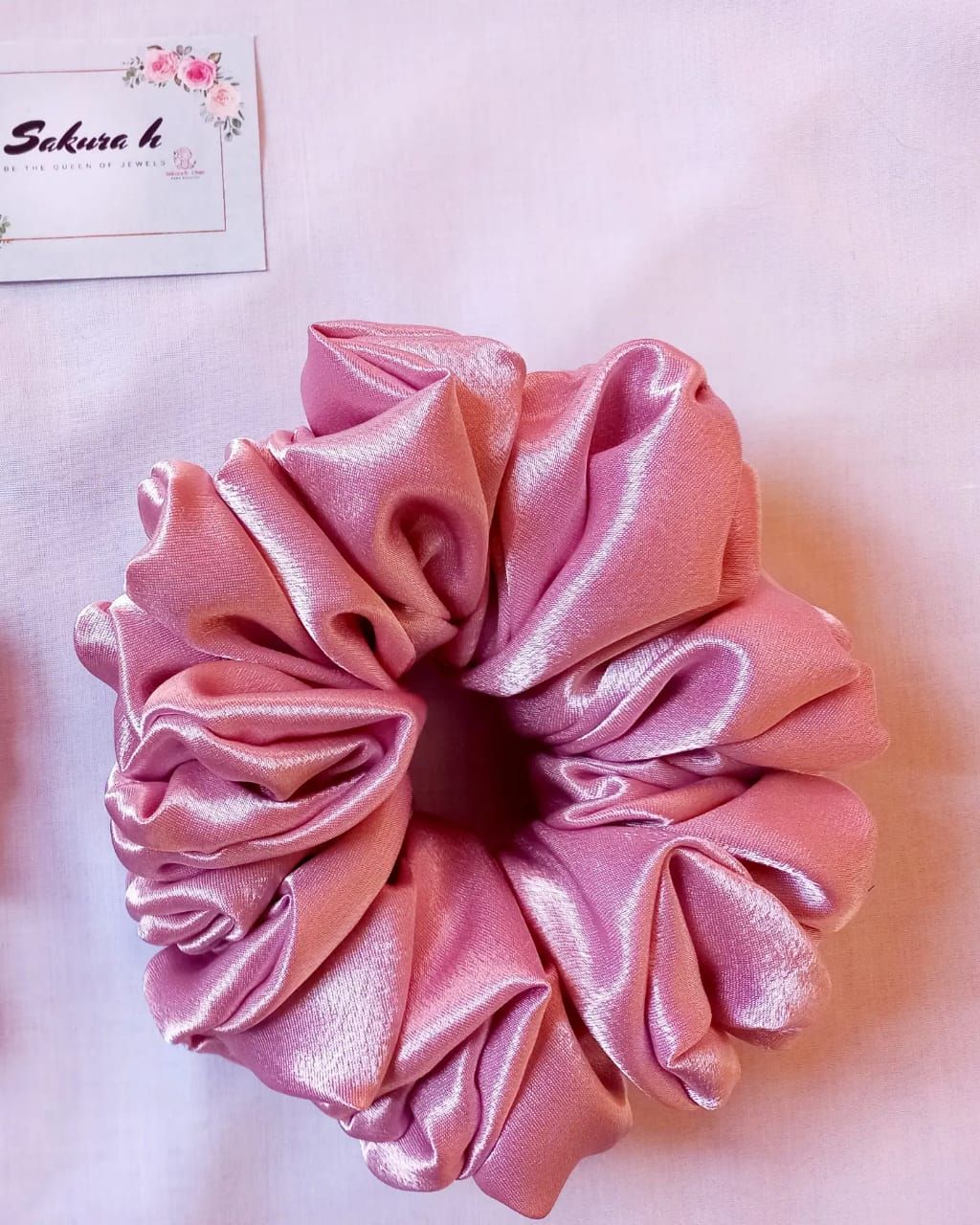 🧕 Hijab-Friendly Voluminous Scrunchies_4
