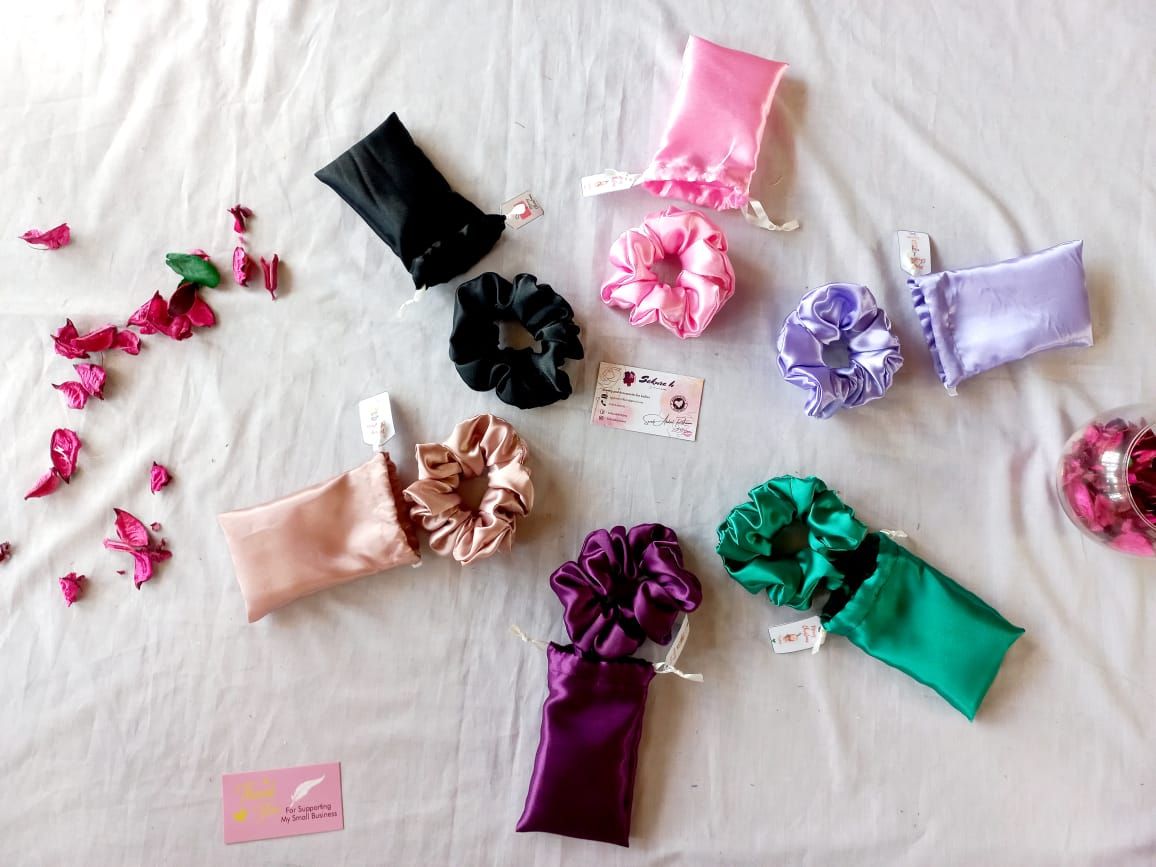 🎁 Scrunchie + Matching Pouch Gift Set _4