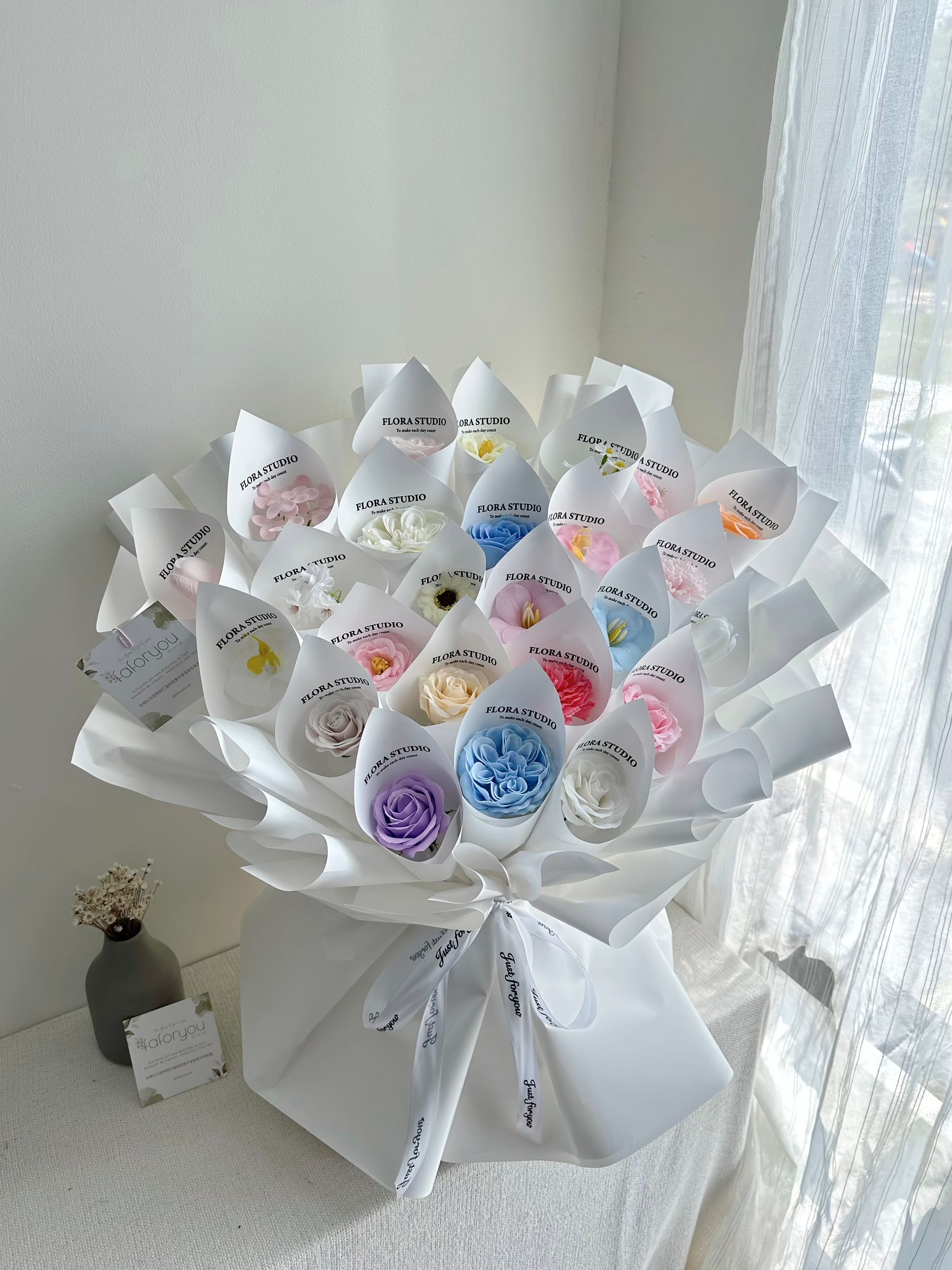 Soap Flower Bouquet ｜一岁一花（白色字母款）_0