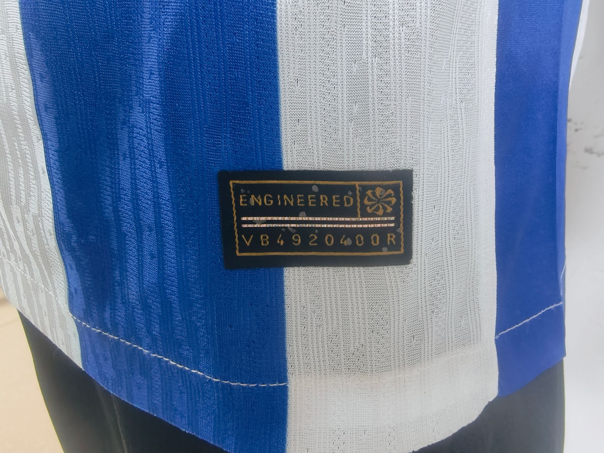 Brighton & Hove Albion F.C 2025/26 Home Shirt (White/Blue)_3