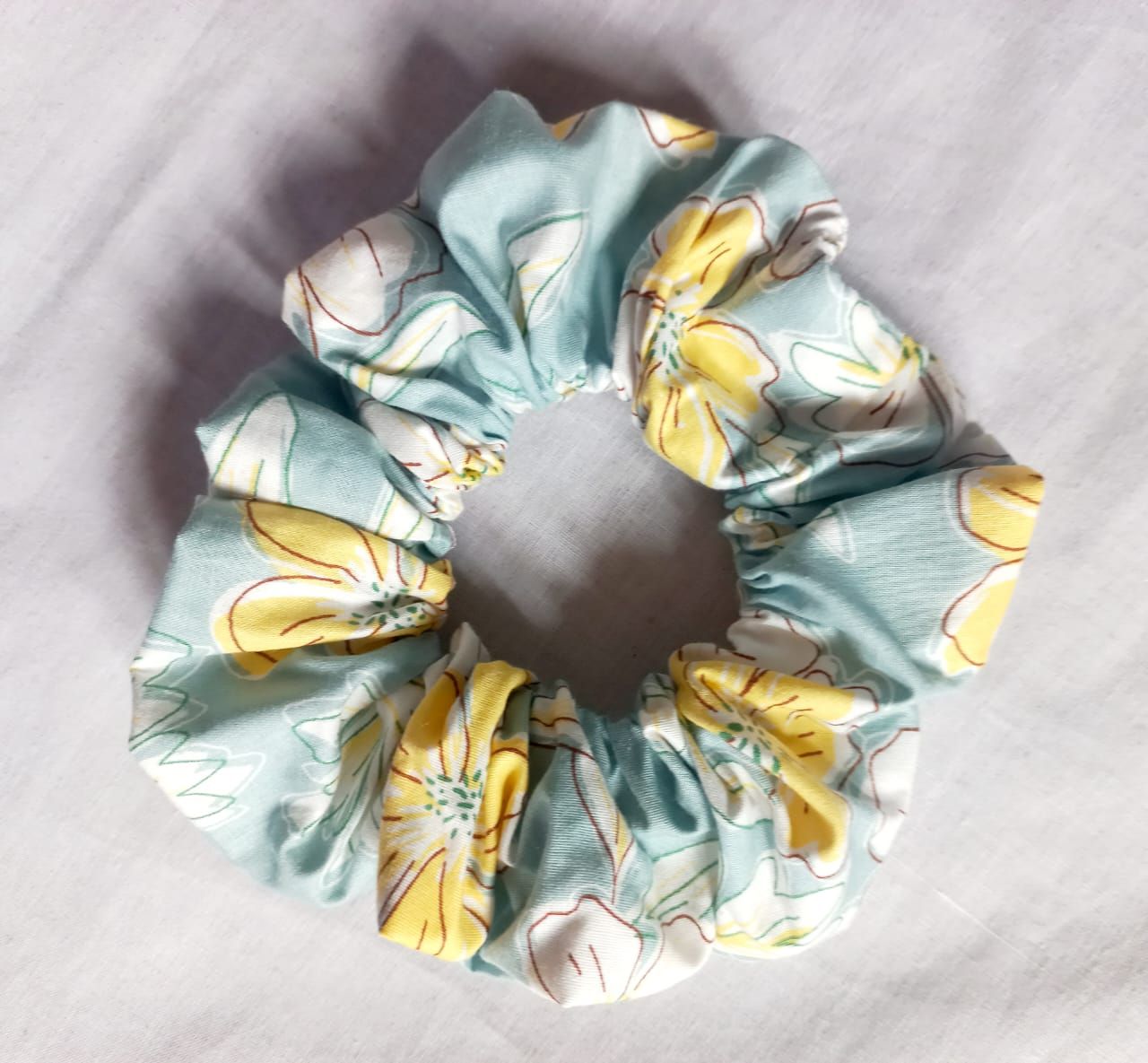 🌷 Floral Scrunchies – Your Hair’s Favorite Bouquet 🌷_6