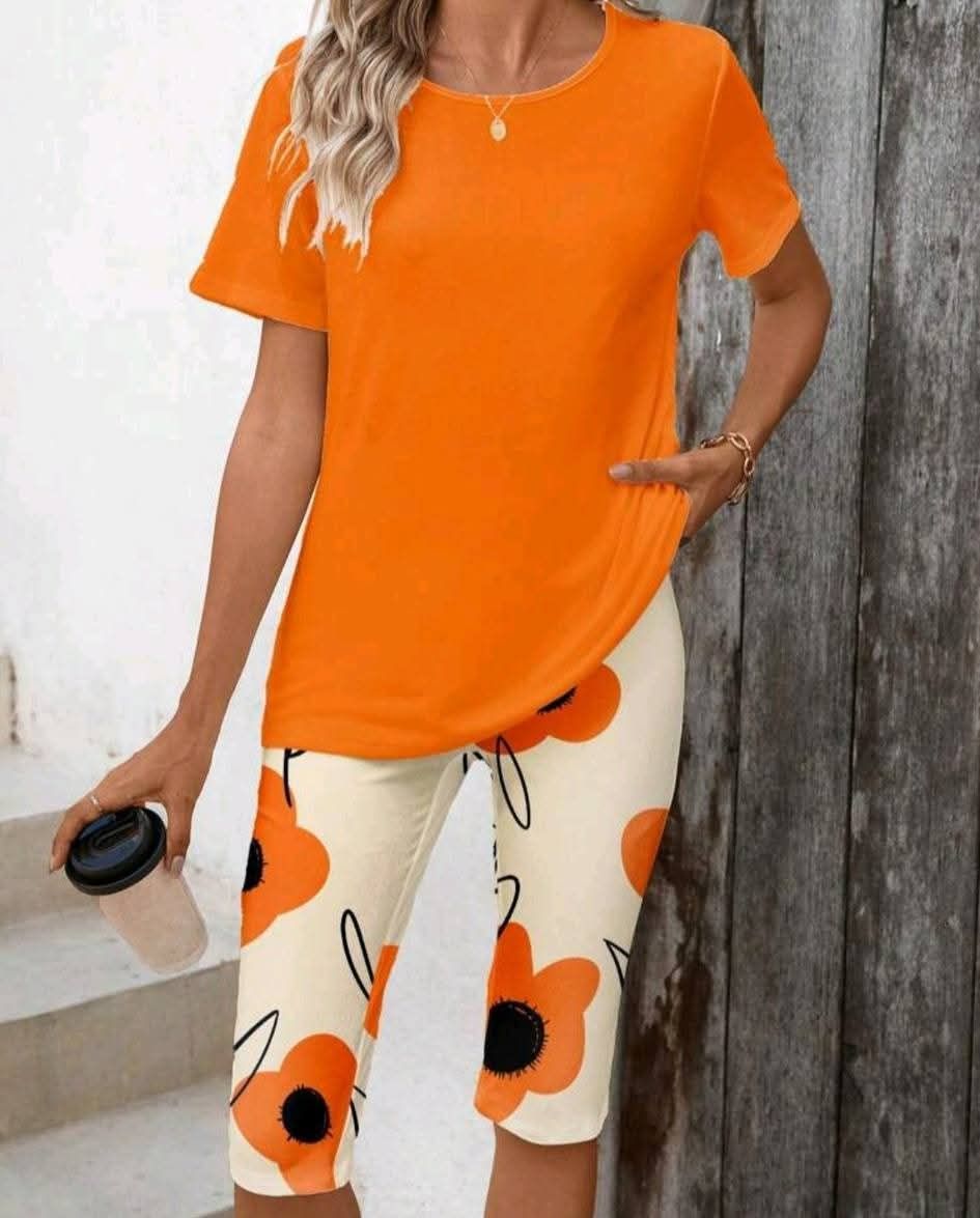 Ladies T-Shirt And Leggings 2 Piece Sets_0