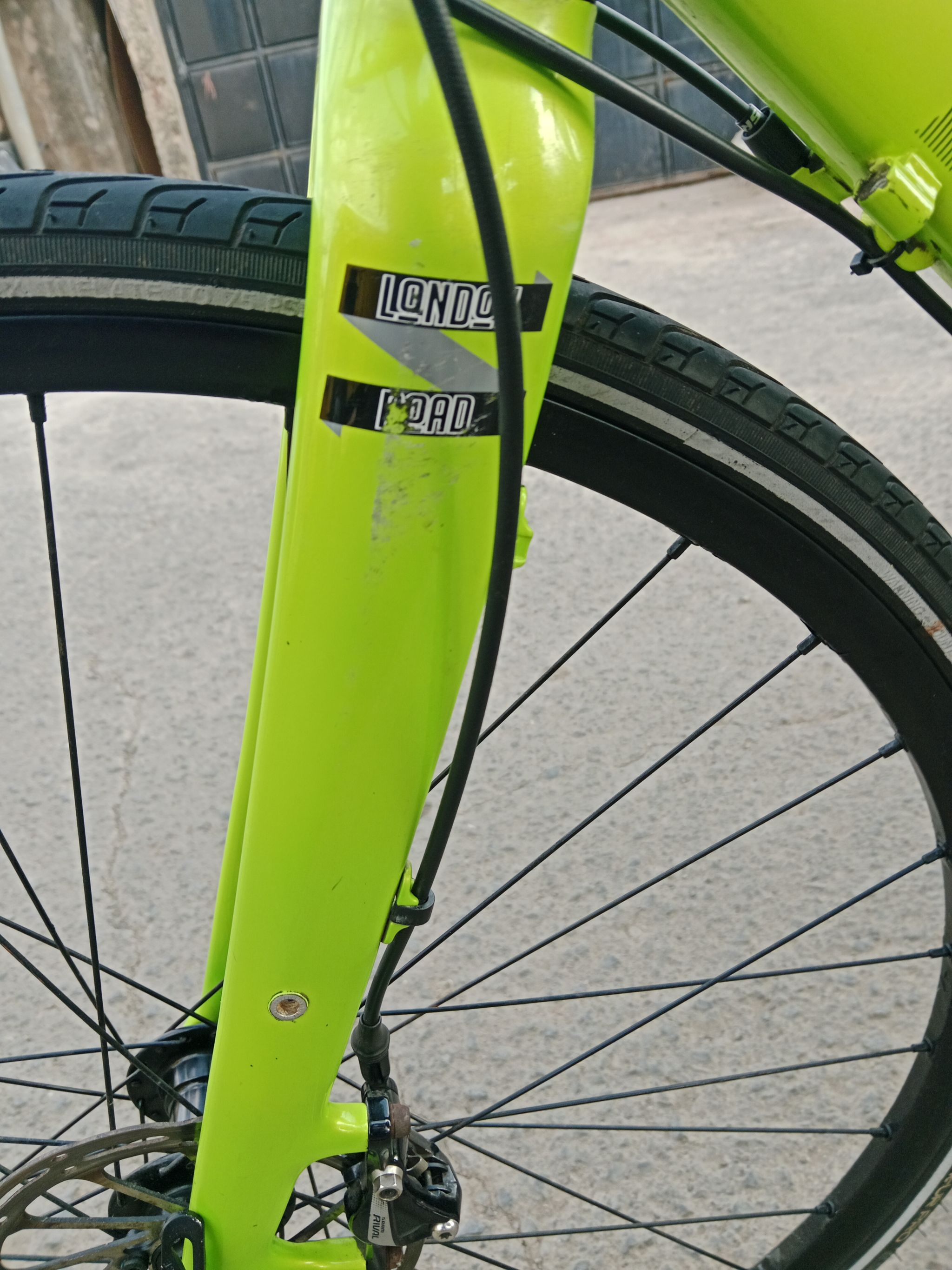 Planet X London Road Rival 1×11 – Size 53 cm (Fluoro Green)_11