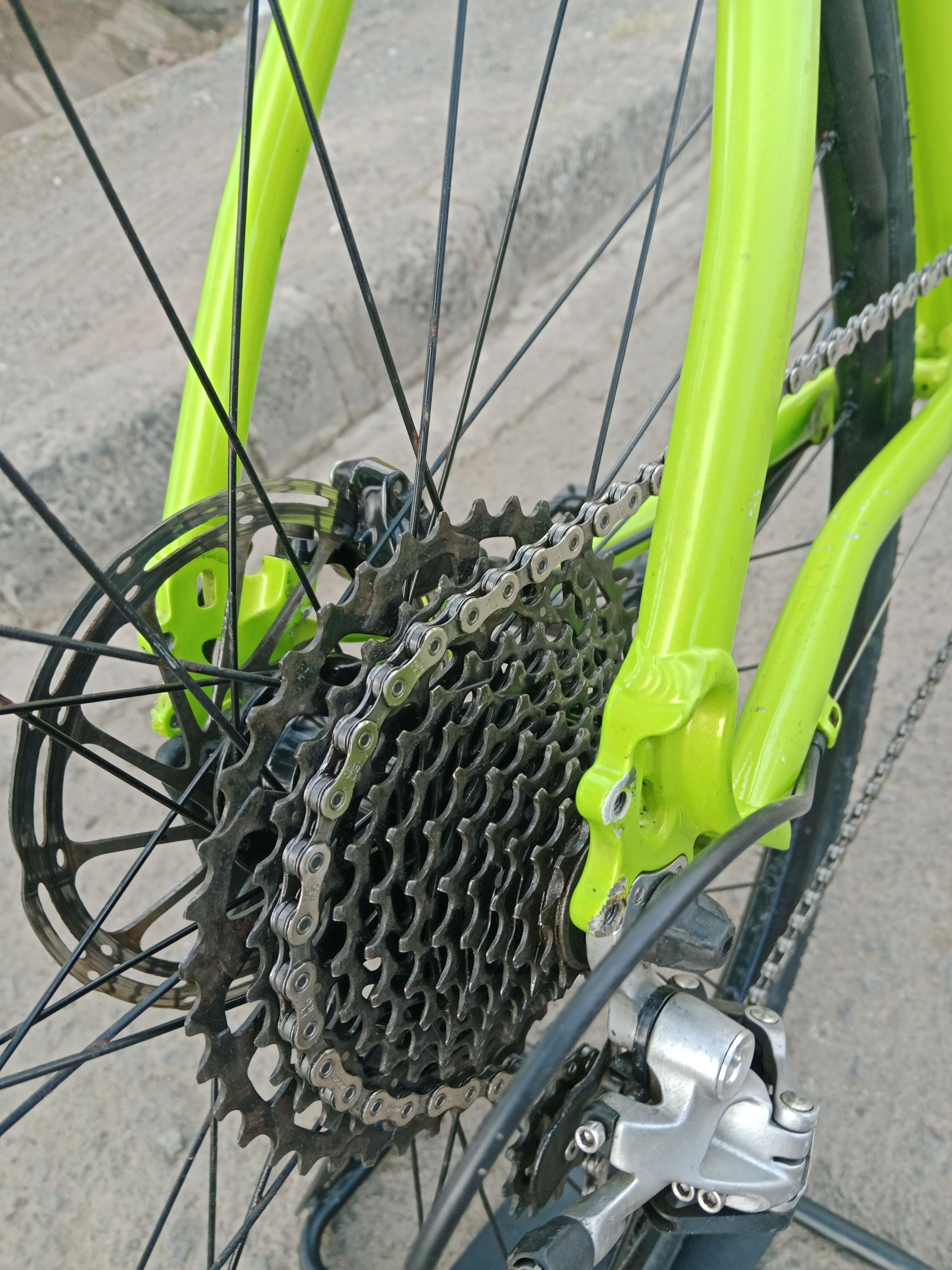 Planet X London Road Rival 1×11 – Size 53 cm (Fluoro Green)_4