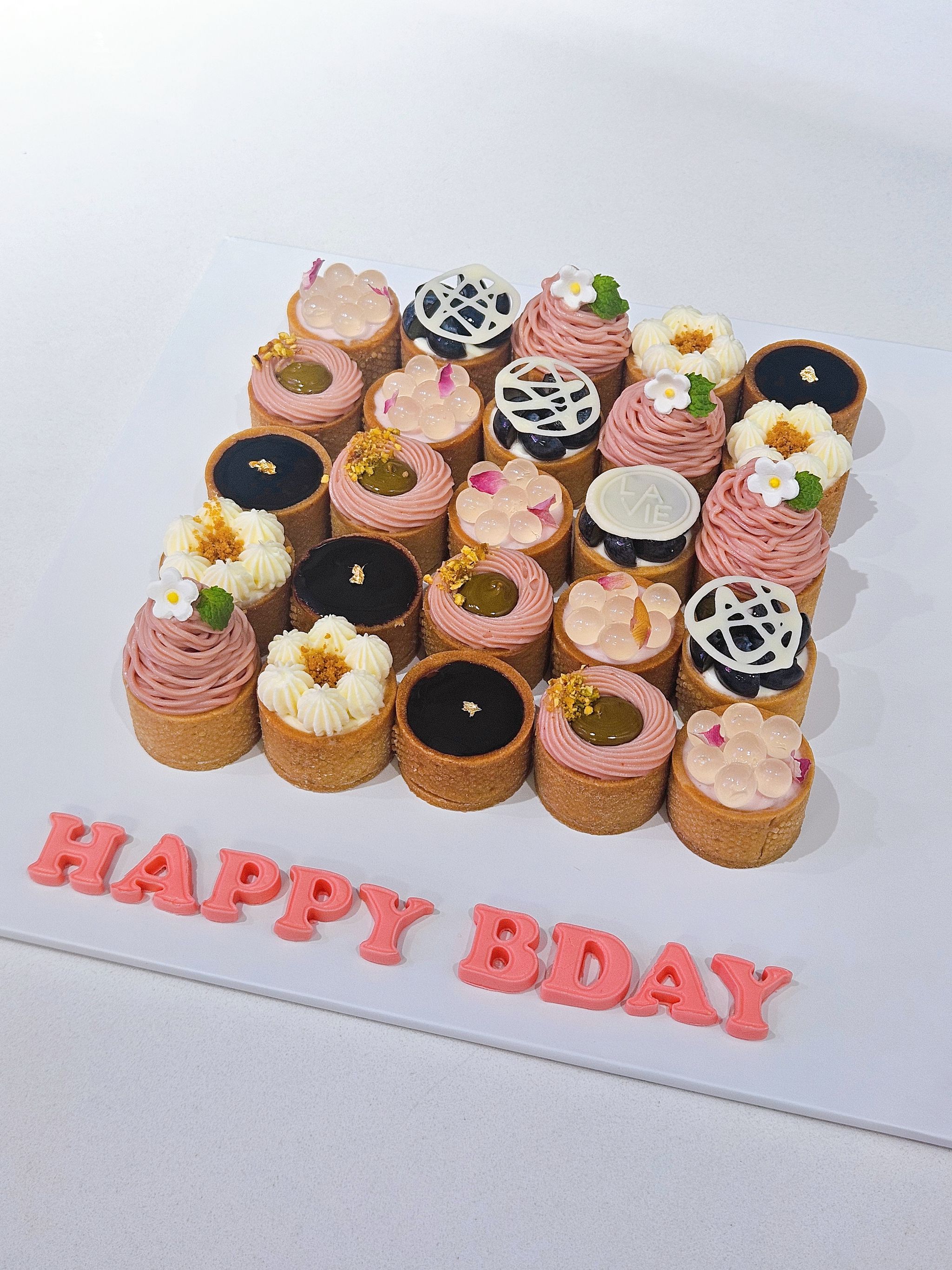 Petite Tarts with Lettering_0