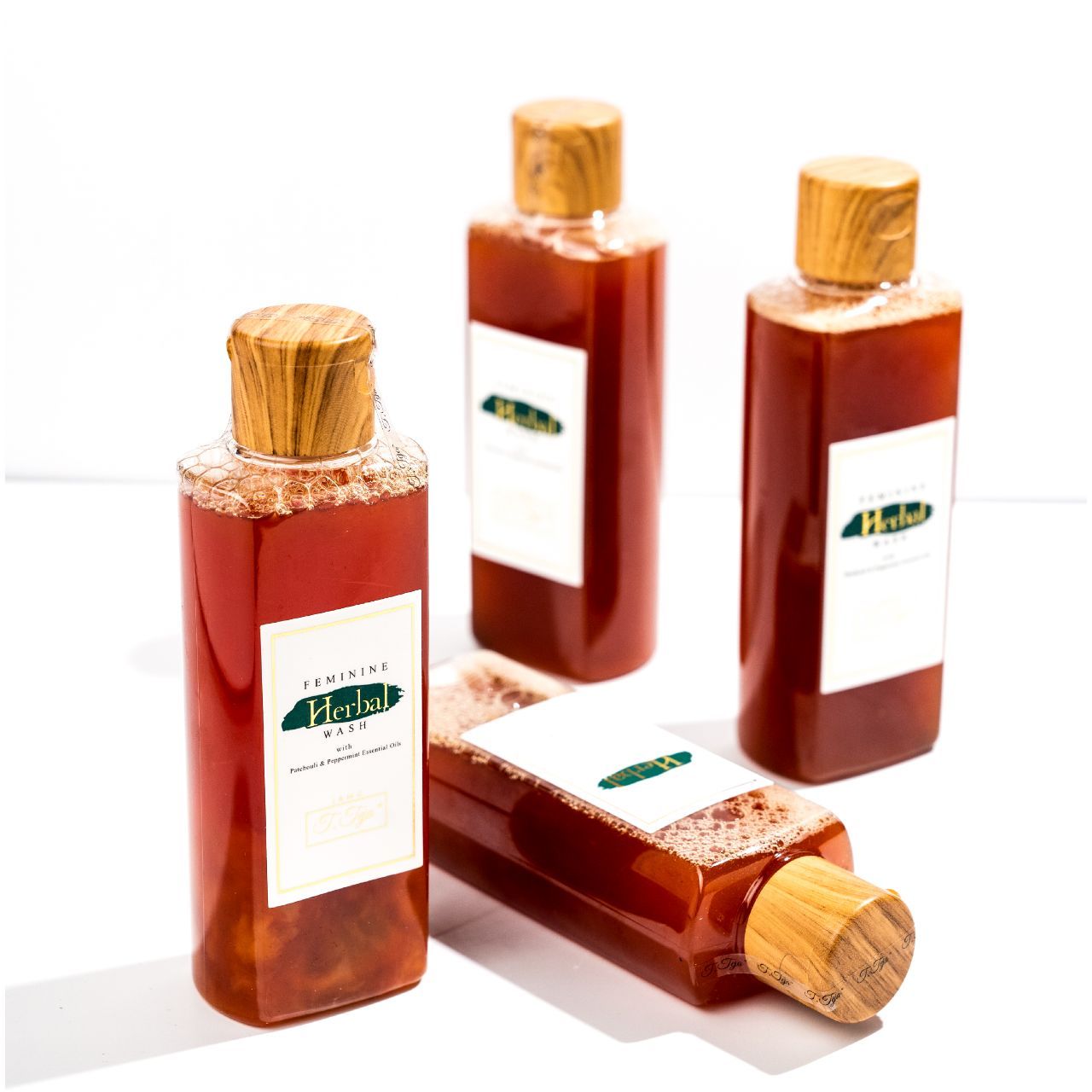 Feminine Herbal Wash 150ml_0