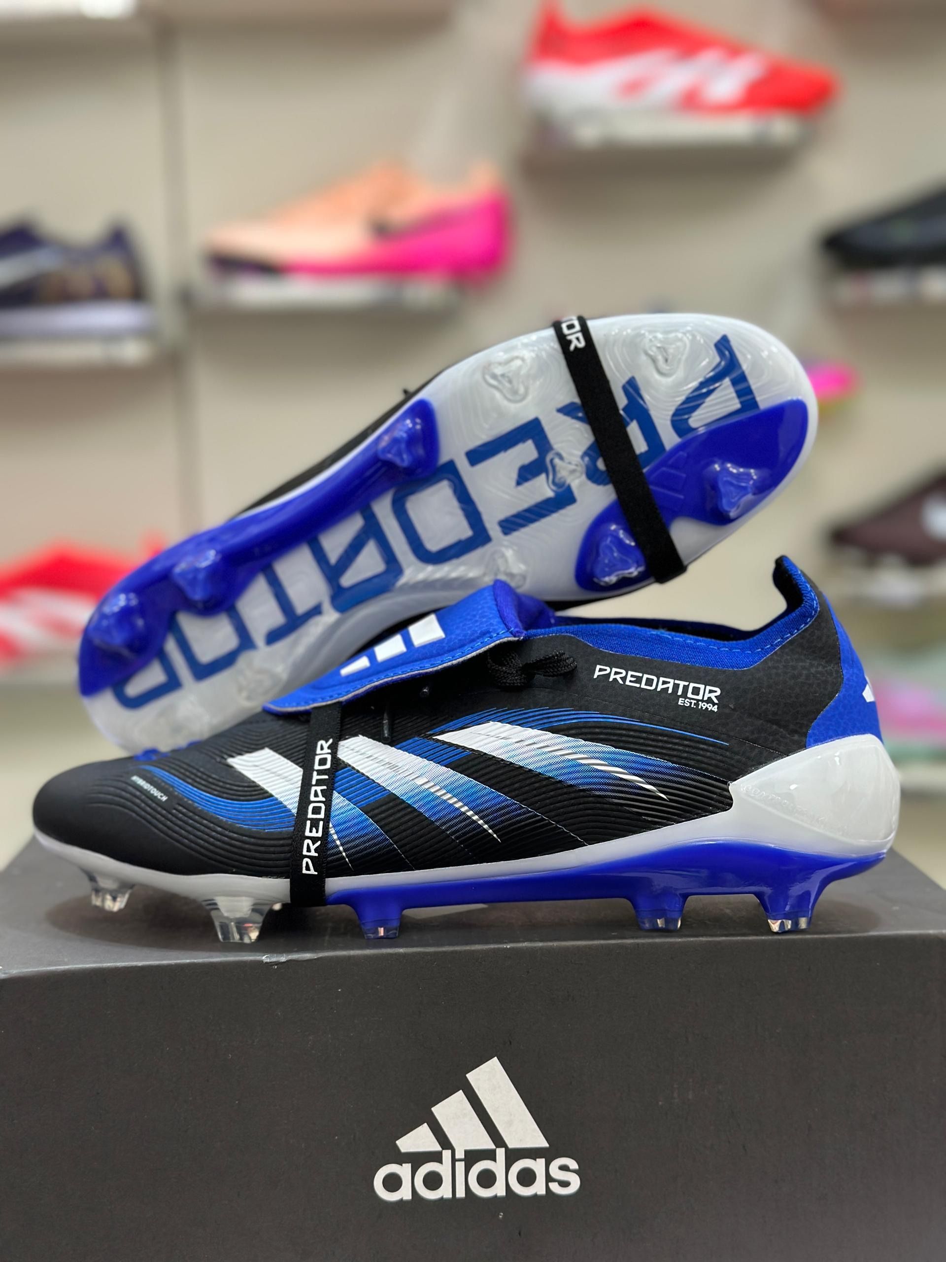 Crampons Adidas Predatore _4