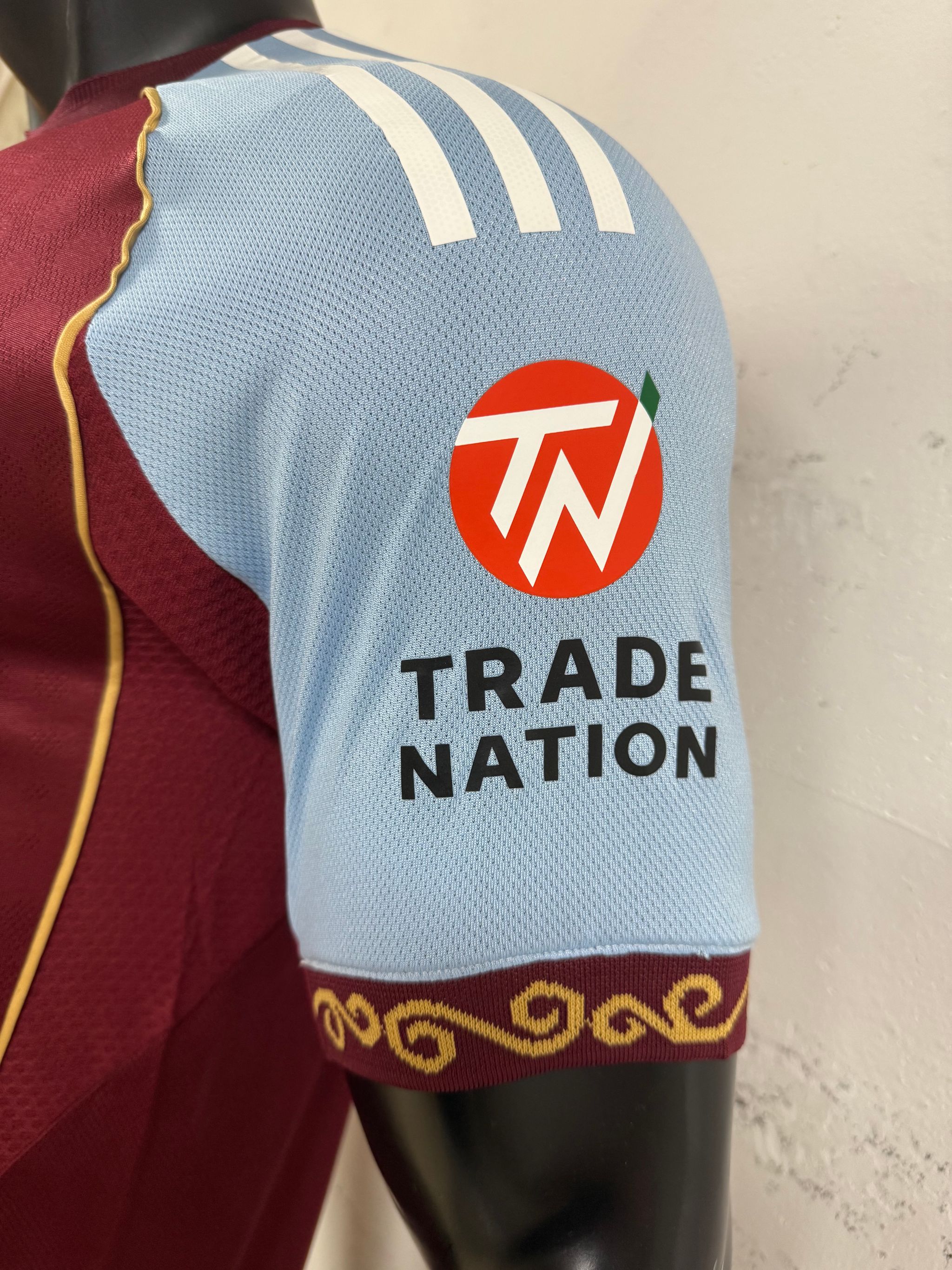 Aston Villa 2025/26 Home Shirt (Claret / Sky blue)_4