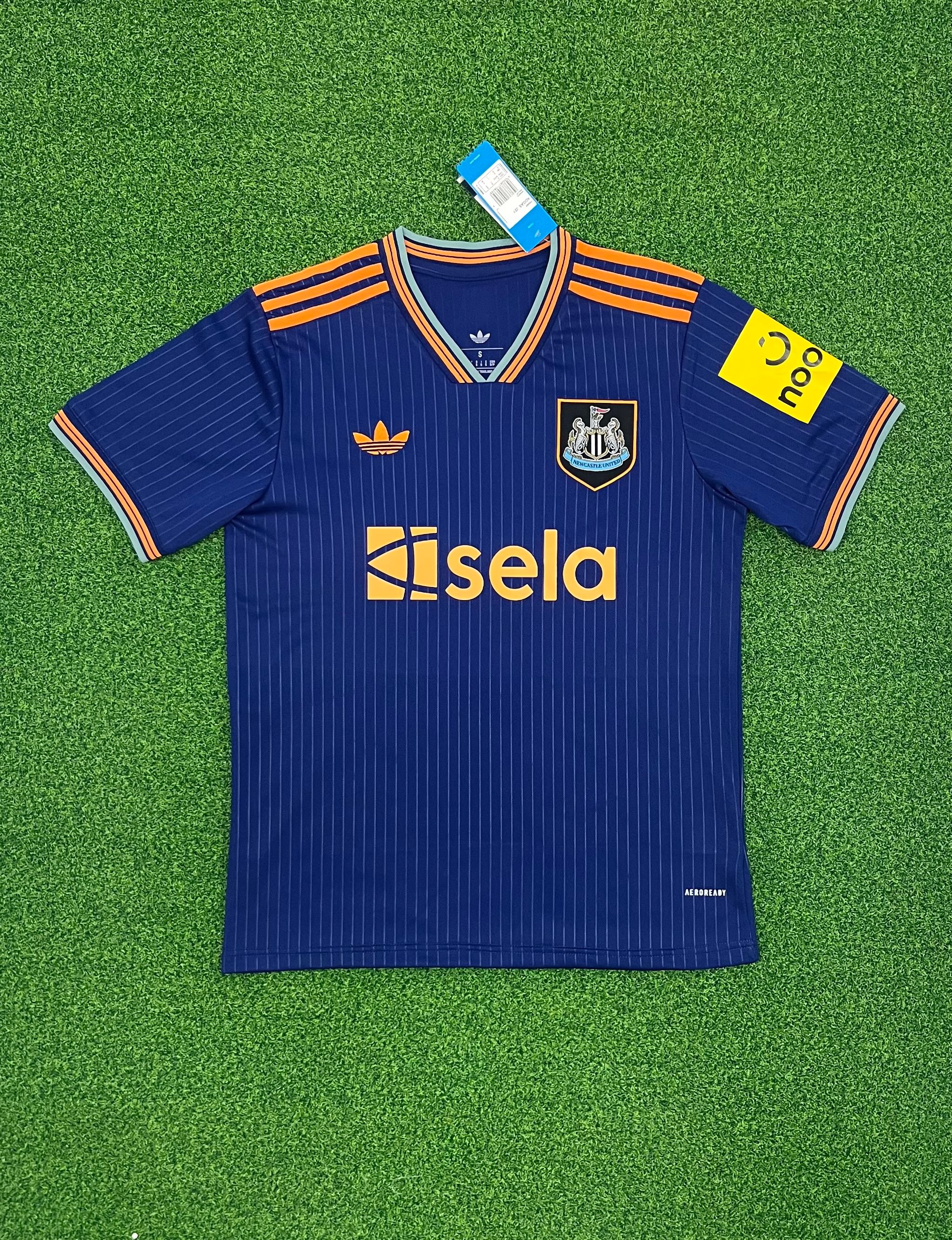 Newcastle United 2025/26 Third Shirt (Blue / Orange / Sky blue)_8