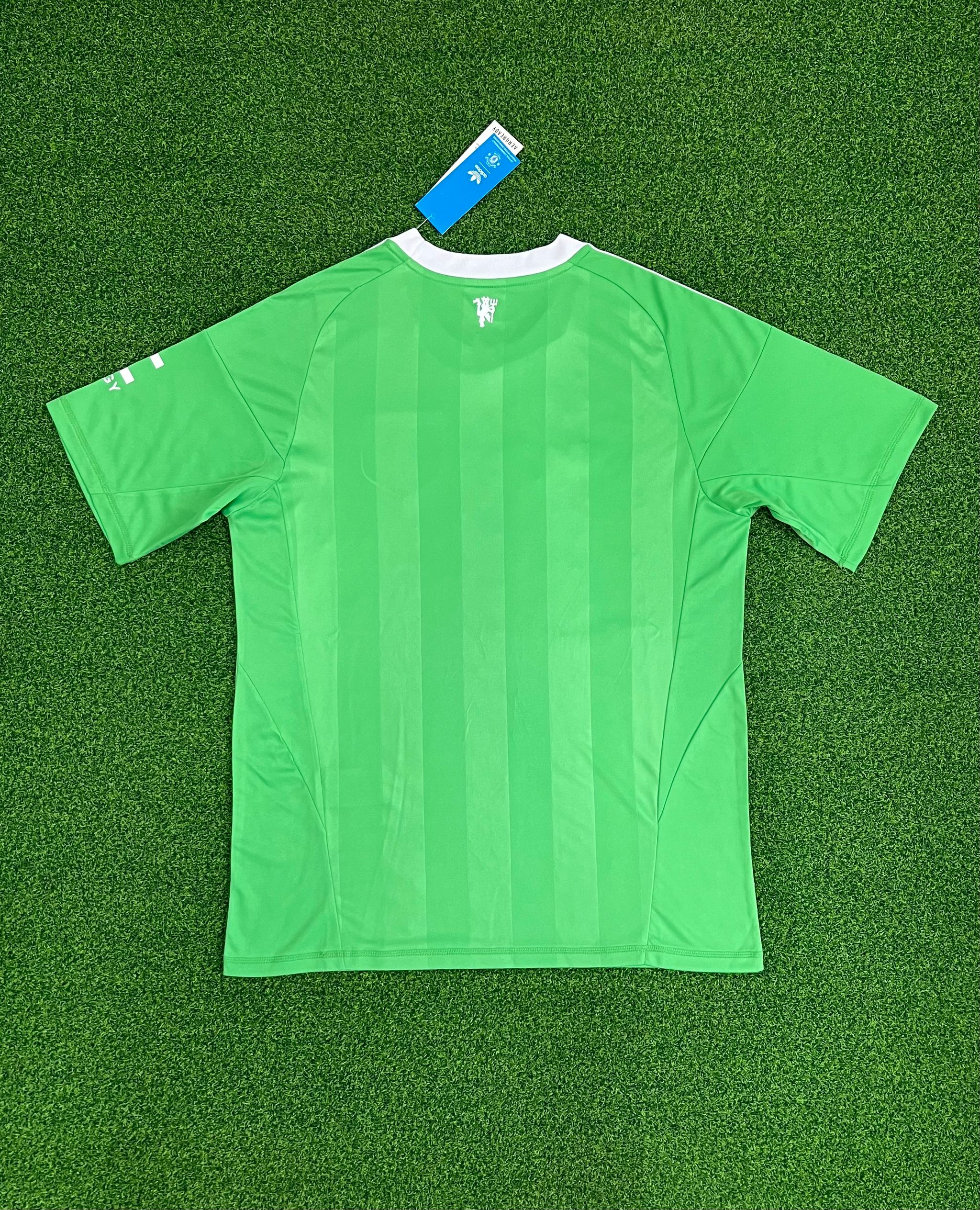 Manchester United 2025/26 Goalkeeper Shirt 3 (Green / White)_8
