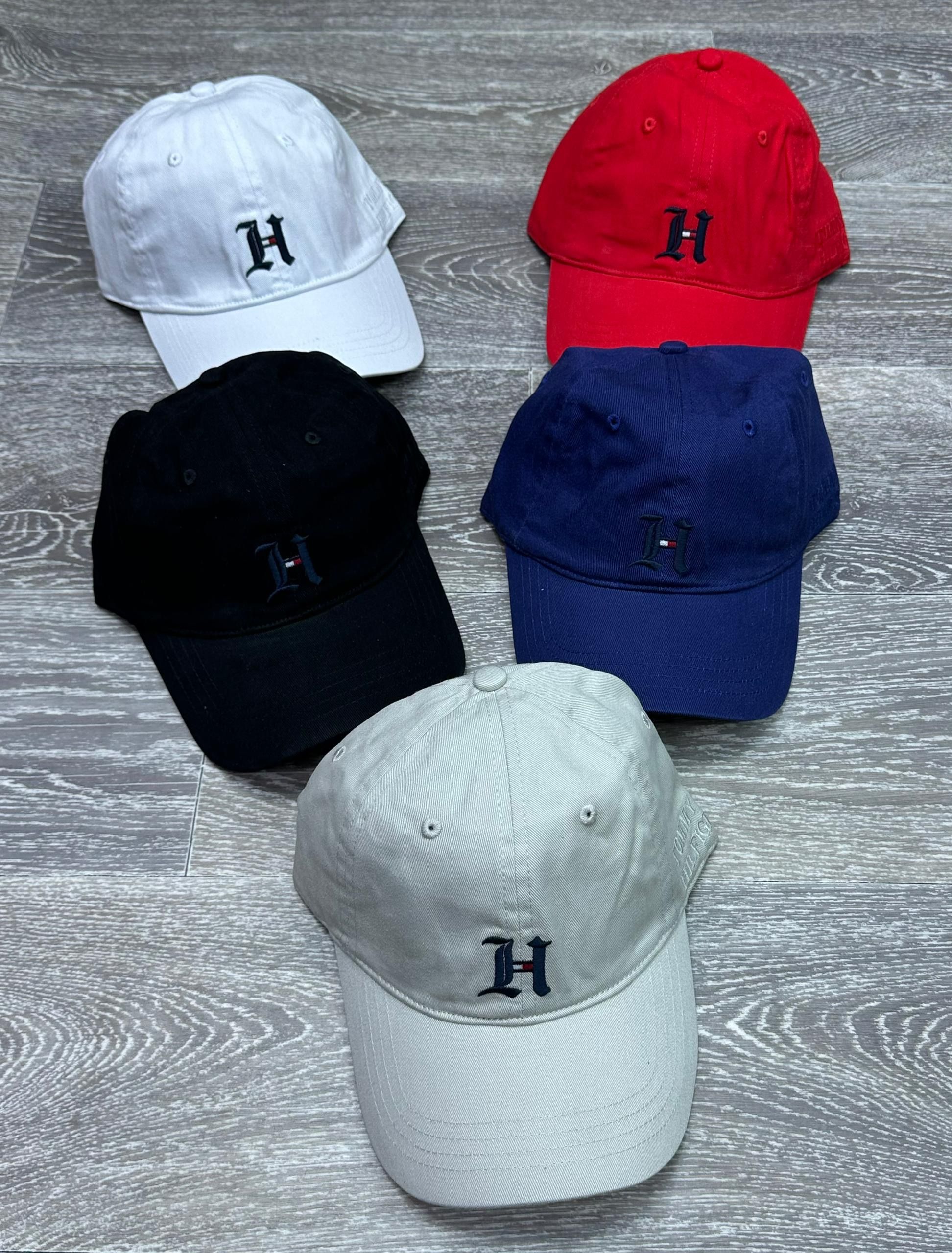 Tommy Hilfiger _0