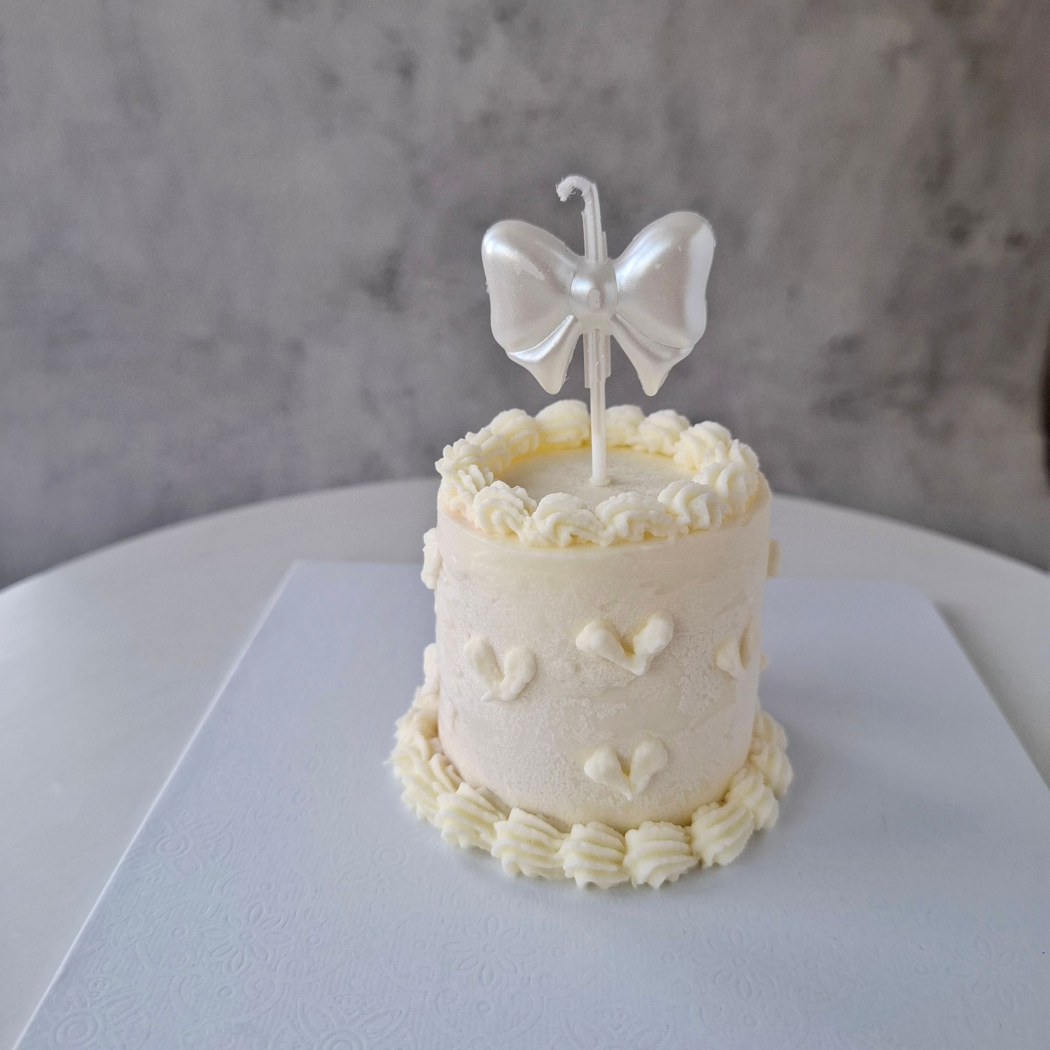 2 Inch Petite Cakes_0