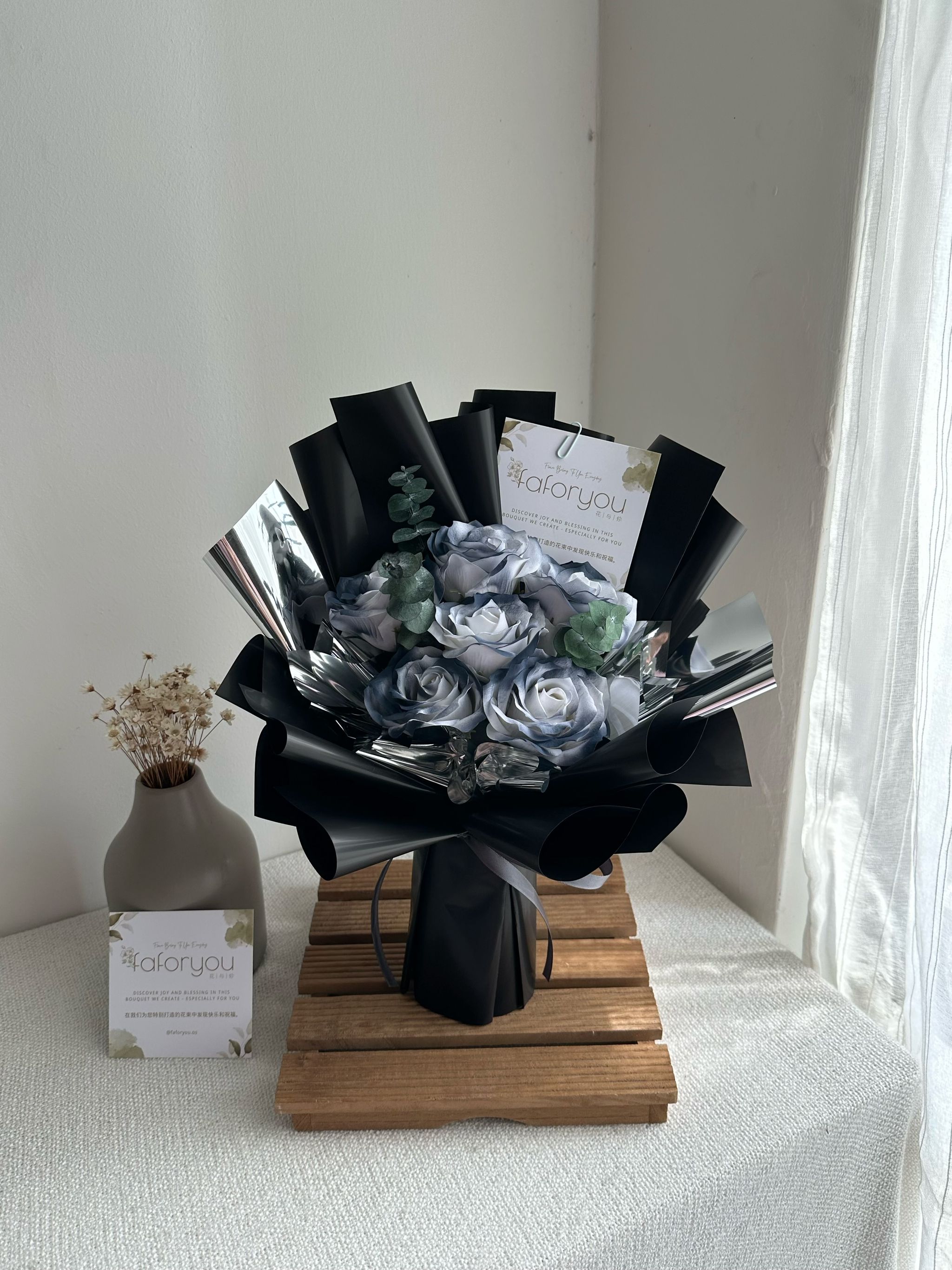 6 Stalk Soap Rose Eucalyptus Bouquet     _0
