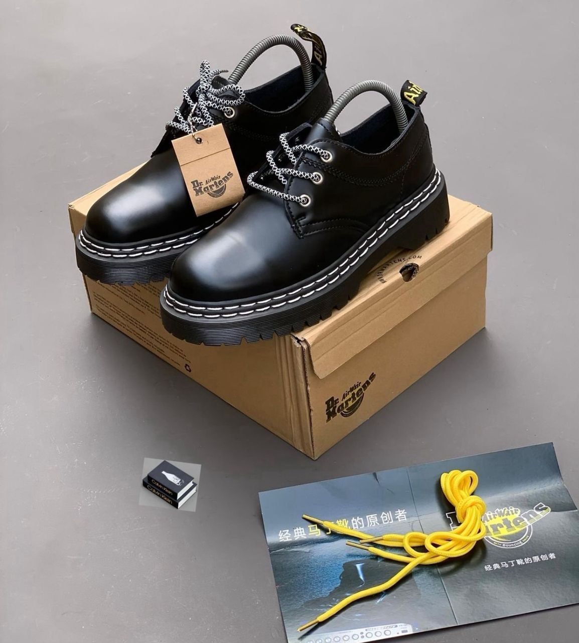 Dr. MARTENS_0