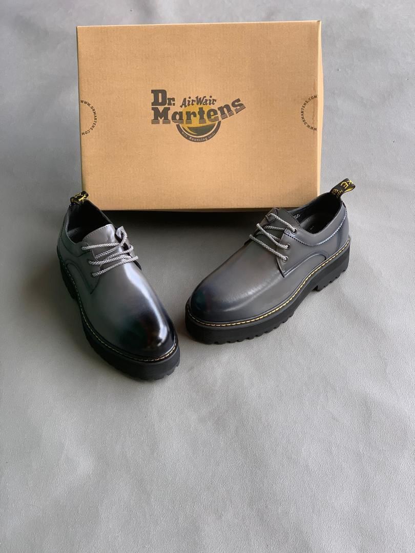 Dr. MARTENS _0