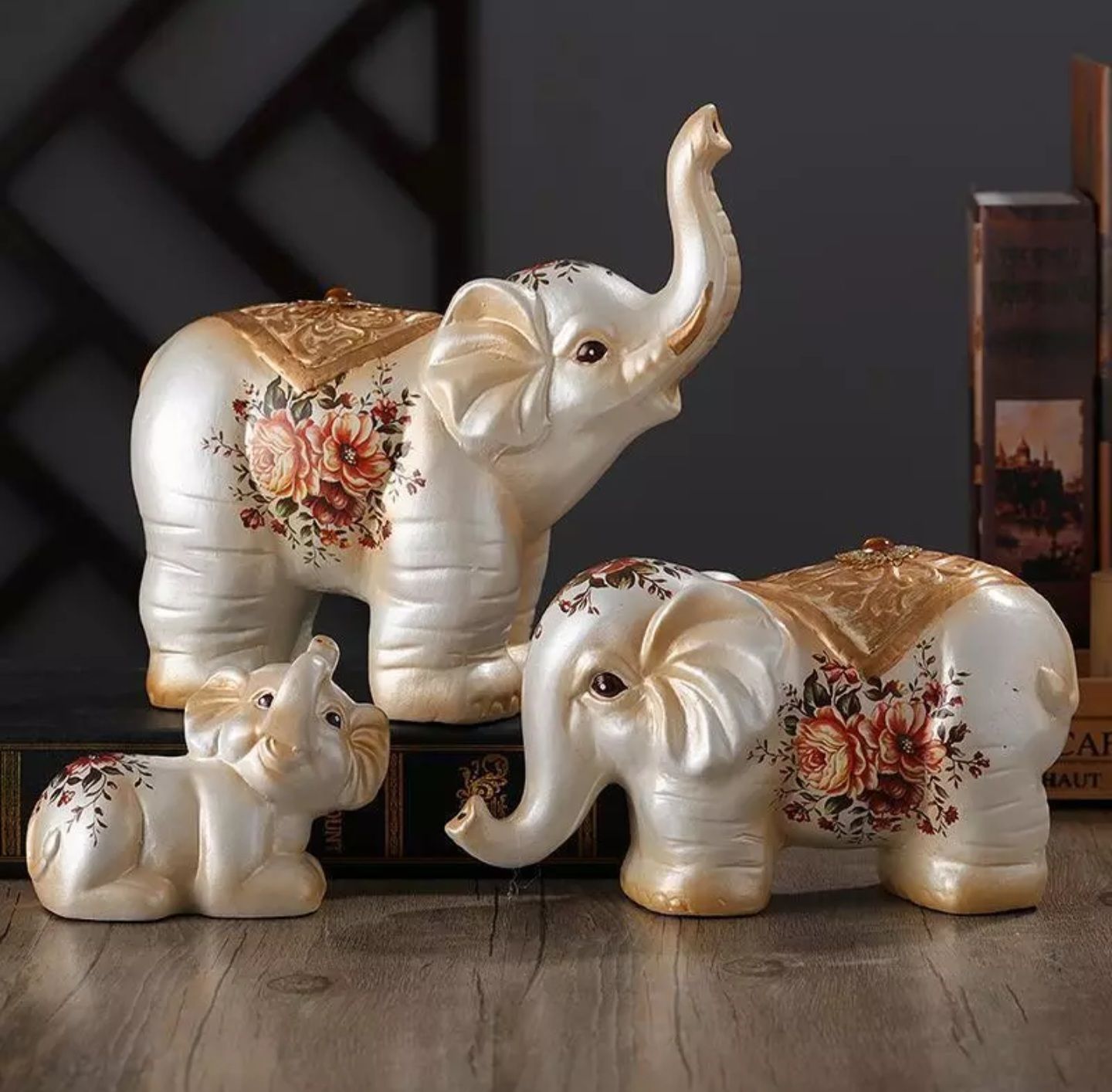 Pajangan Patung Gajah Family Dekorasi Keberuntungan FengShui Dekorasi Kreatif Lemari Kaca Rak Cabinet Samping TV Meja Kantor 1 Set 4 Pcs_2