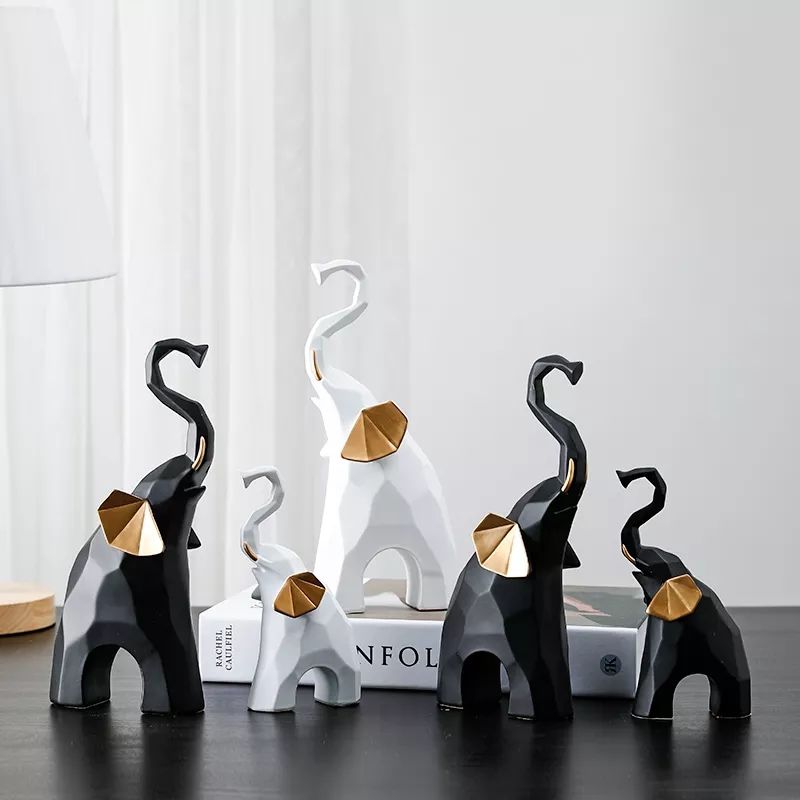 Pajangan Dekorasi Patung Gajah Familia Desain Geometrical Estetik Family Modern Pembawa Keberuntungan Emas Hadiah 1 Set 3 PCS _2