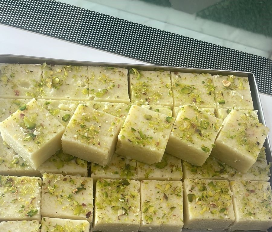 Plain Pista Barfi_1