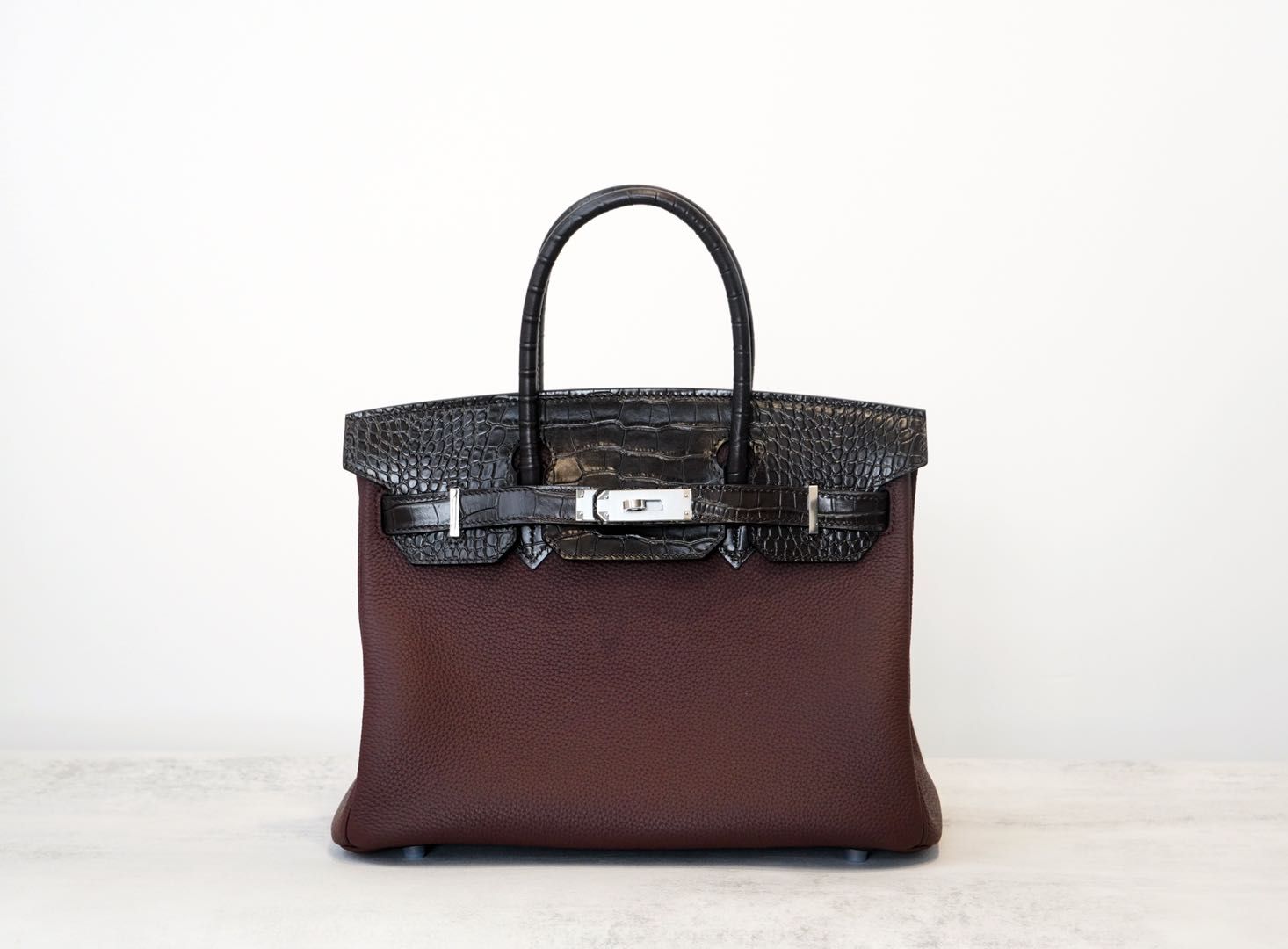 [PREORDER] B25 - Coffee Brown / Croc Embossed [Togo Leather]  _0