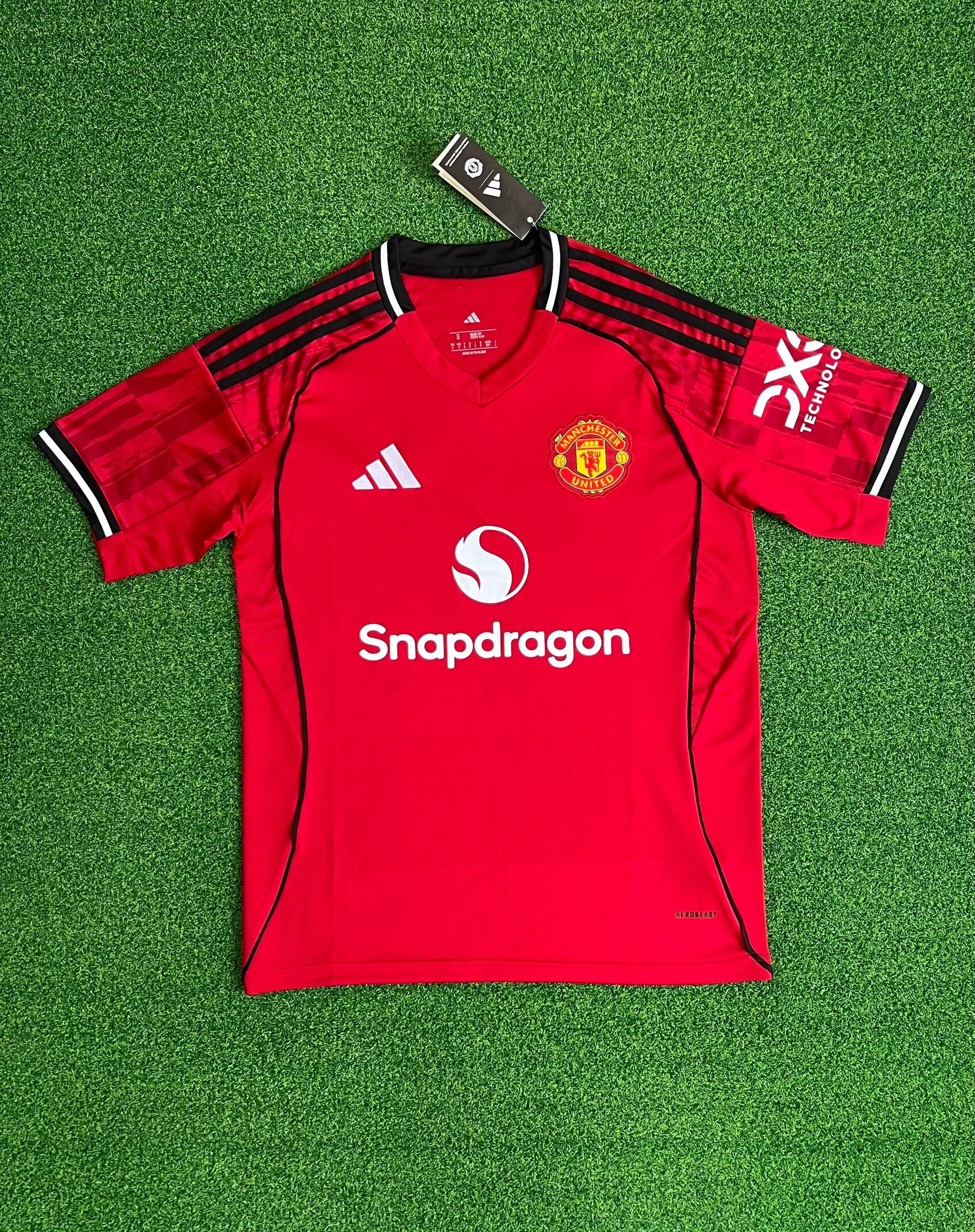Manchester United 2025/26 Home Shirt (Red)_9