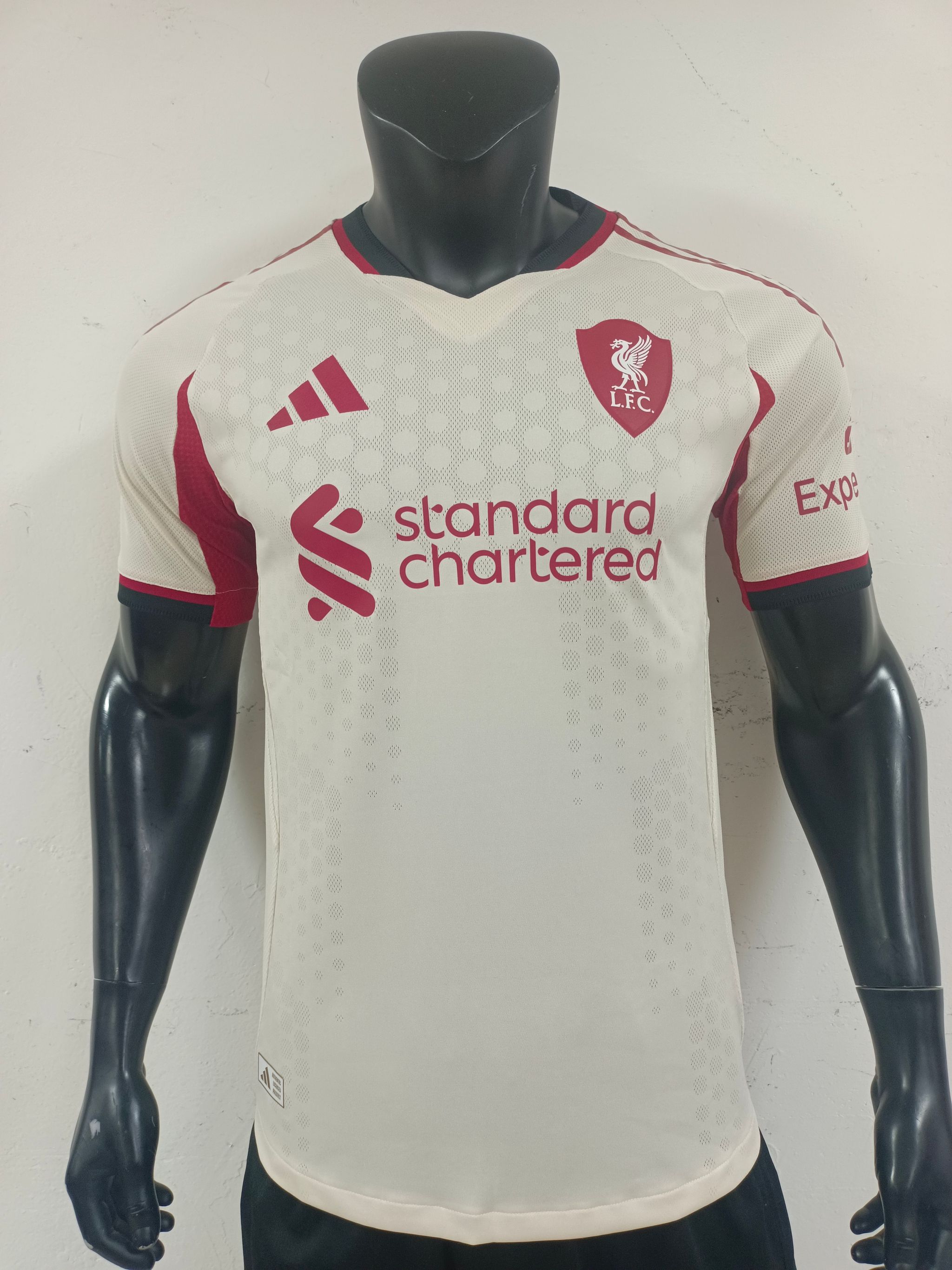 Liverpool 2025/26 Away Shirt (Off-white / Red / Black)_7