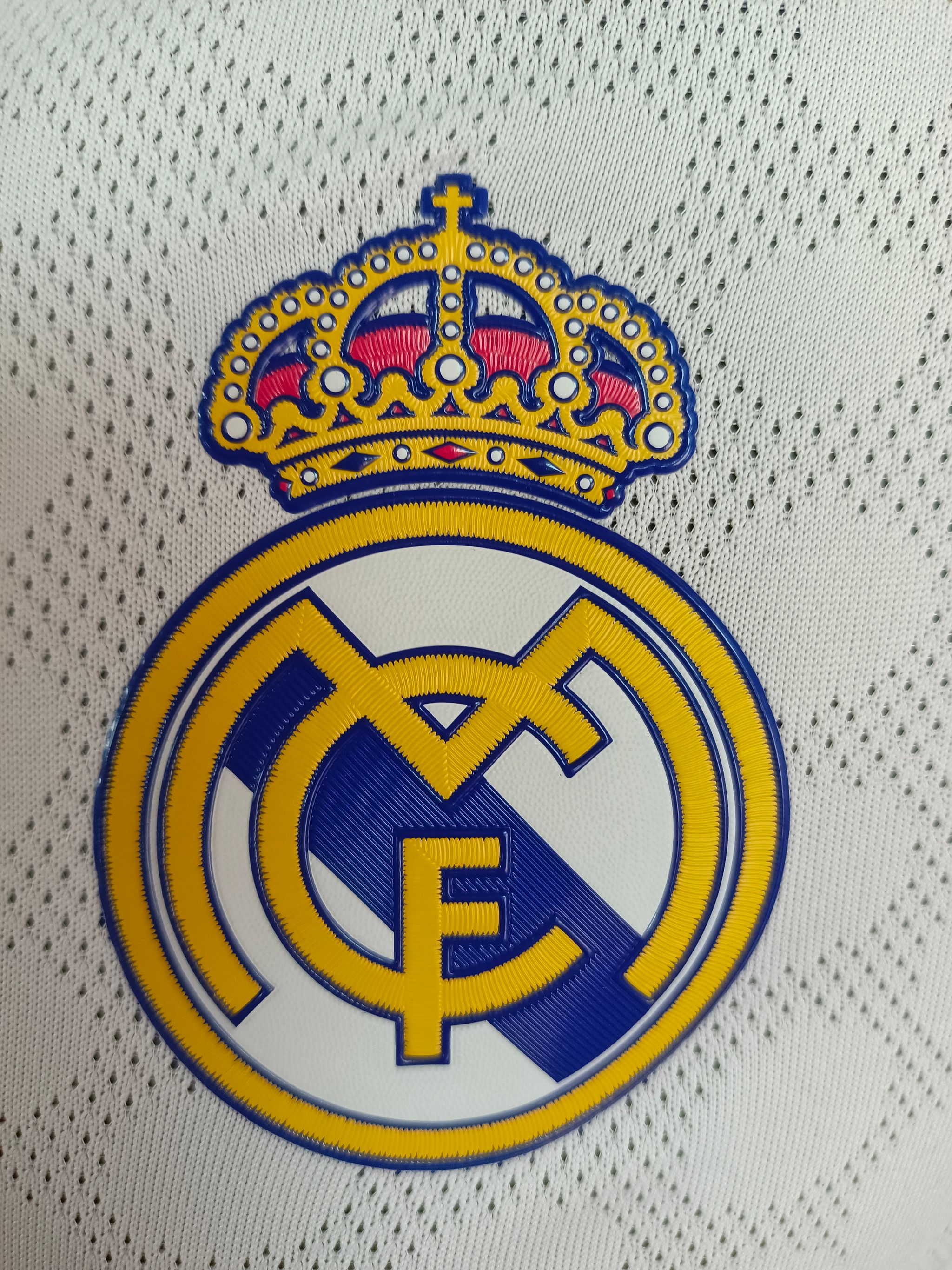 Real Madrid 2025/26 Home Shirt (White)_5