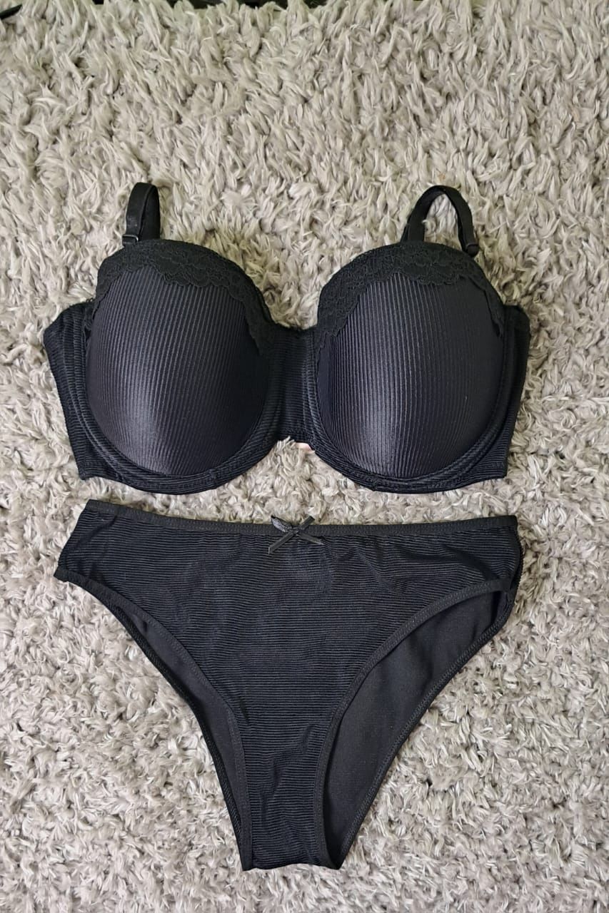 Ensemble Noir Lora Garden _2