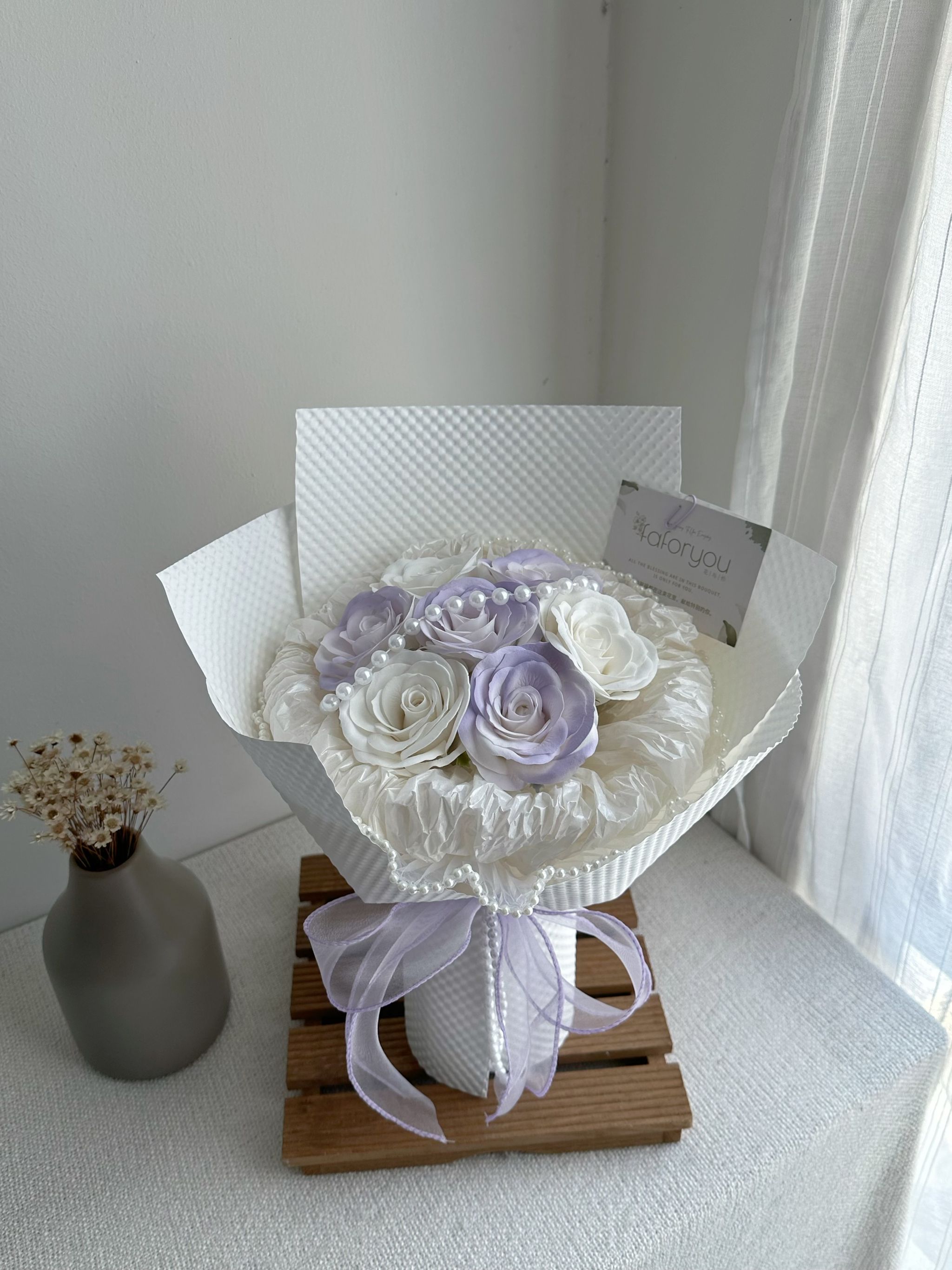 7 Stalk Awakening Soap Rose Bouquet _3
