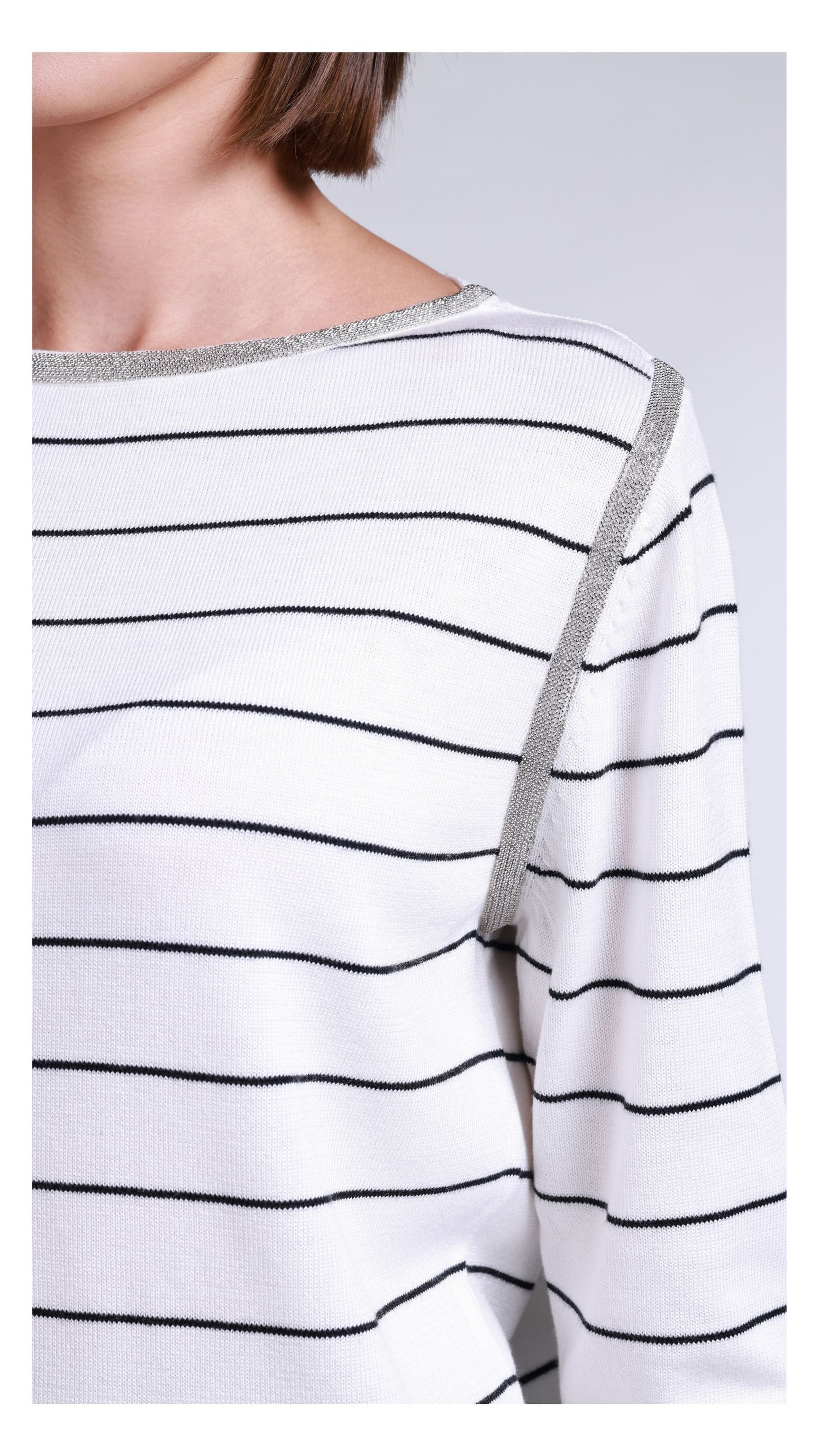 SMP2747 - IVORY/BLACK_2