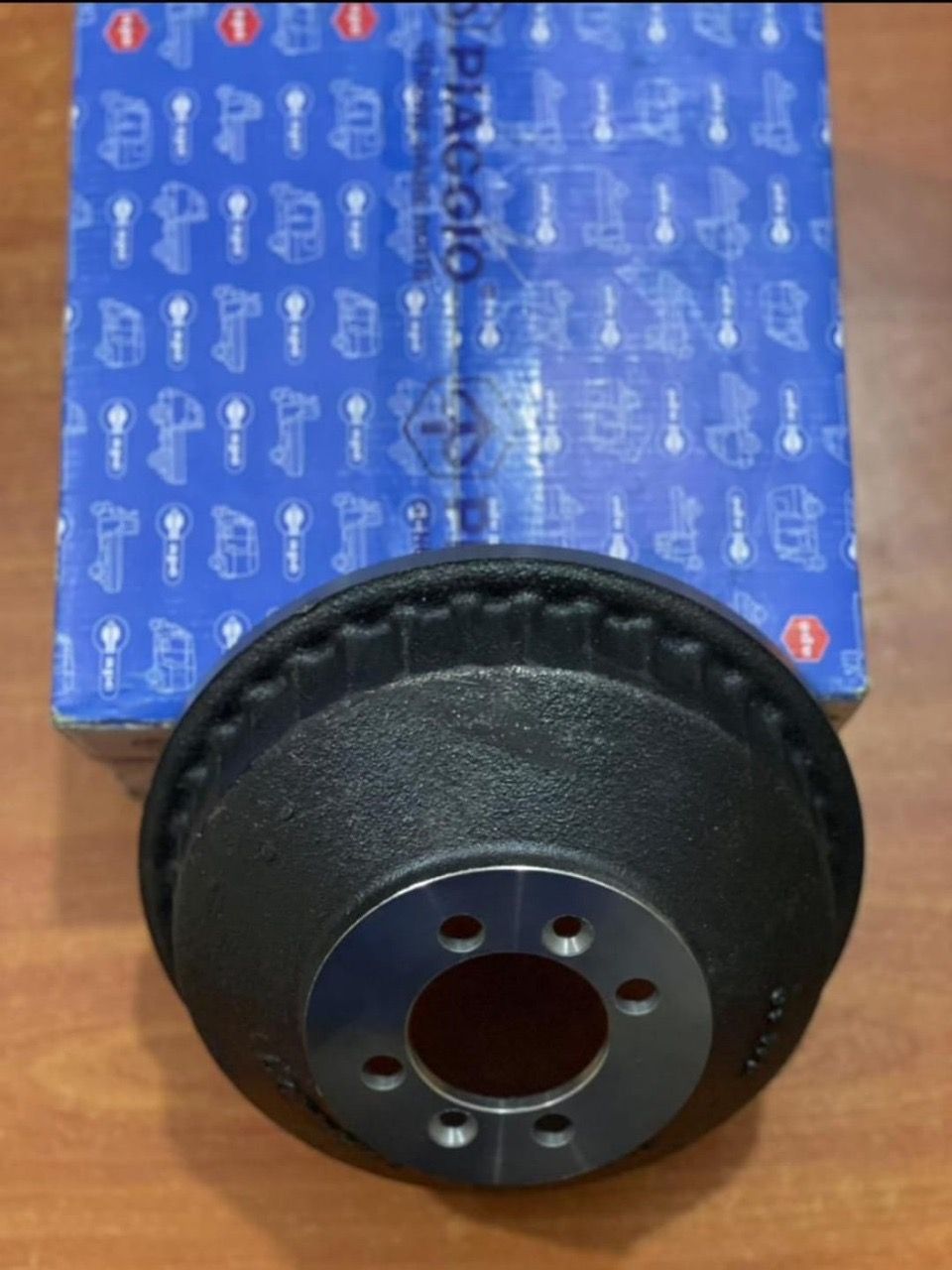 BRAKE   DRUM (CAST IRON)  B077245_0