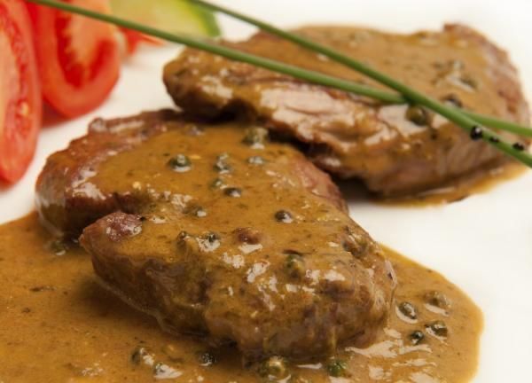 Filete de res al pepe verde _0